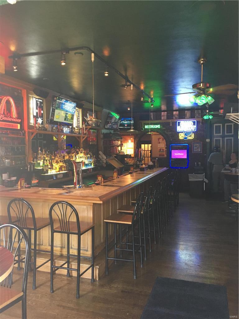 Allen's Sub / Russell - Commercial Sale