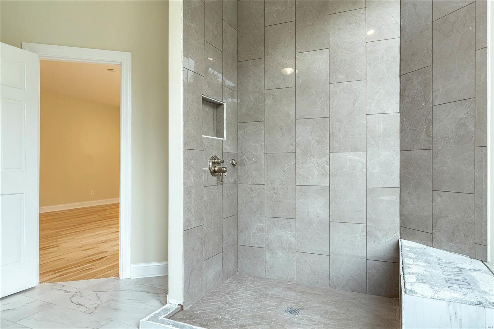 Barrington Place 3 - Residential