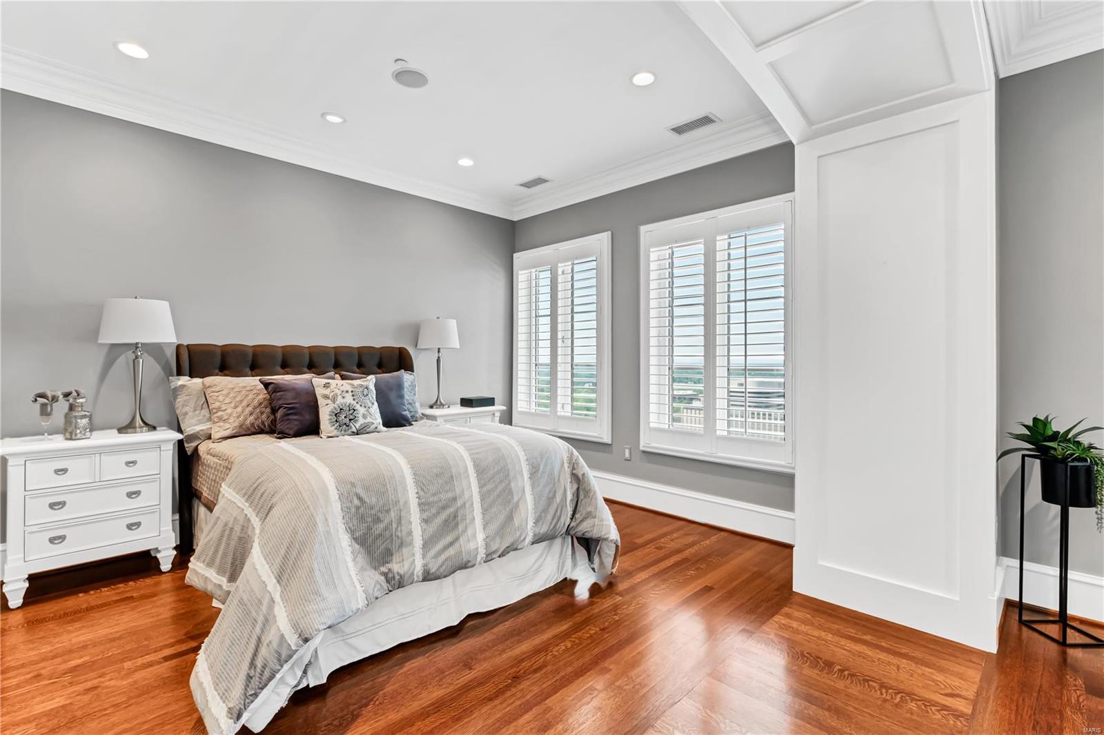 Plaza In Clayton A Condo The - Residential