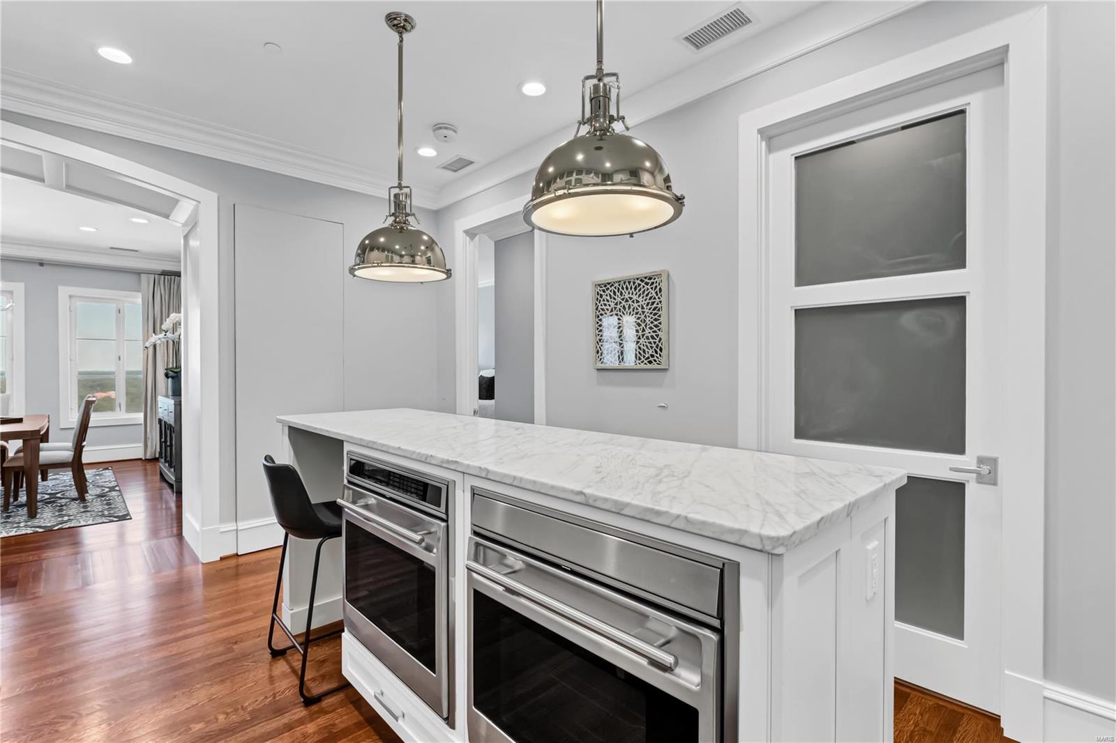 Plaza In Clayton A Condo The - Residential