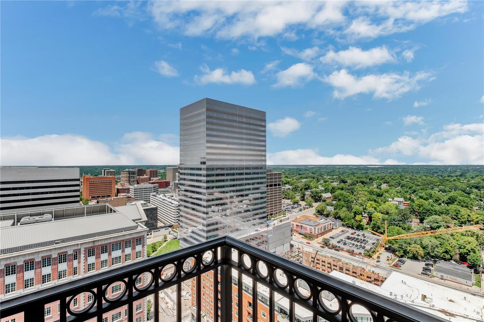 Plaza In Clayton A Condo The - Residential