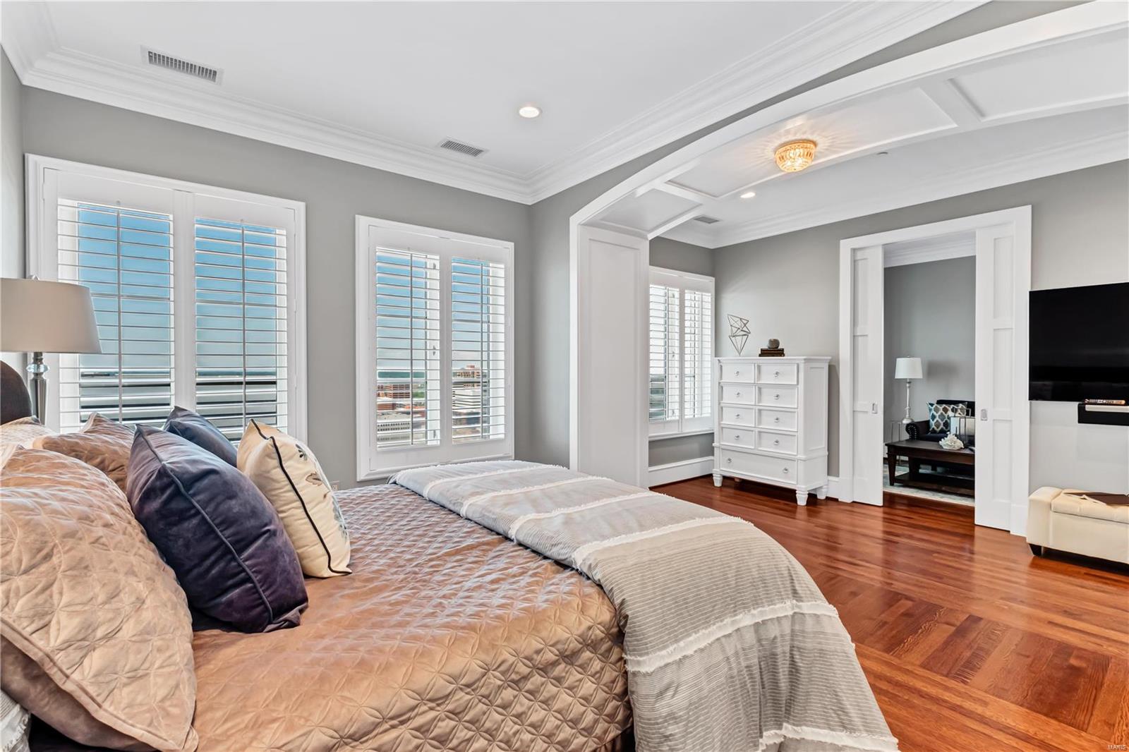 Plaza In Clayton A Condo The - Residential