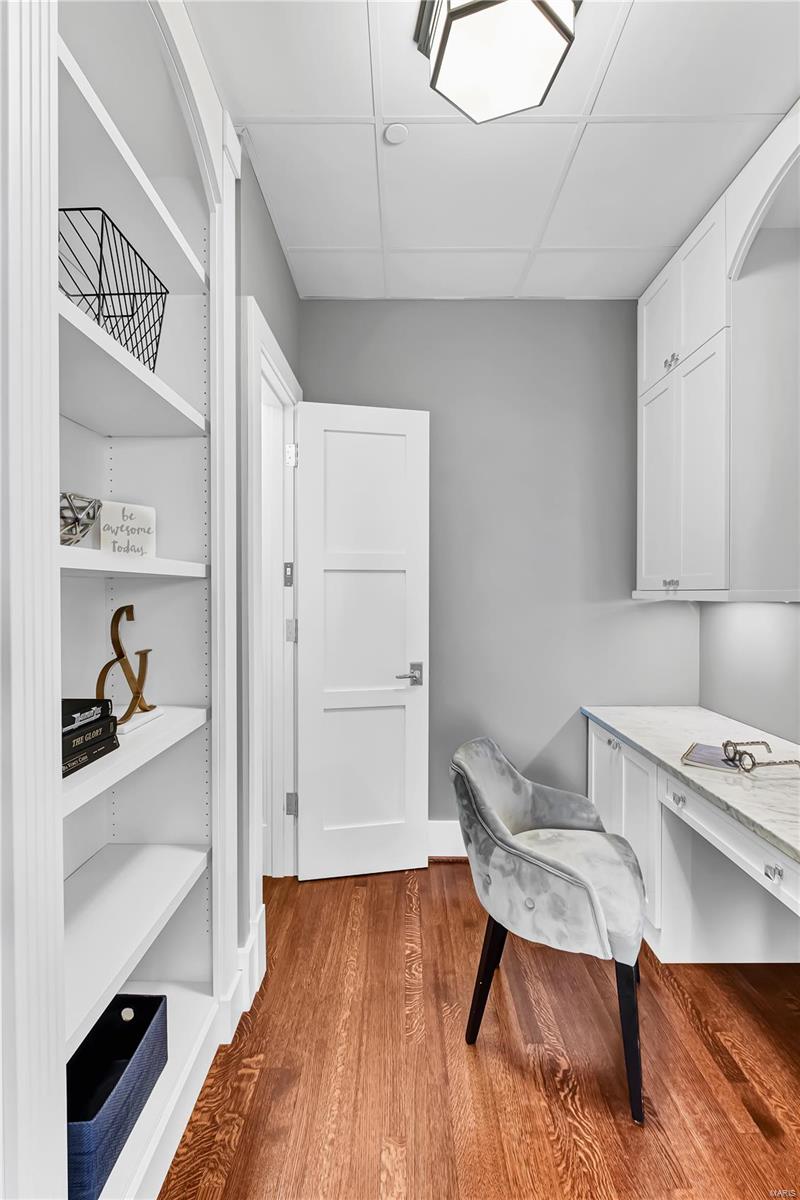 Plaza In Clayton A Condo The - Residential