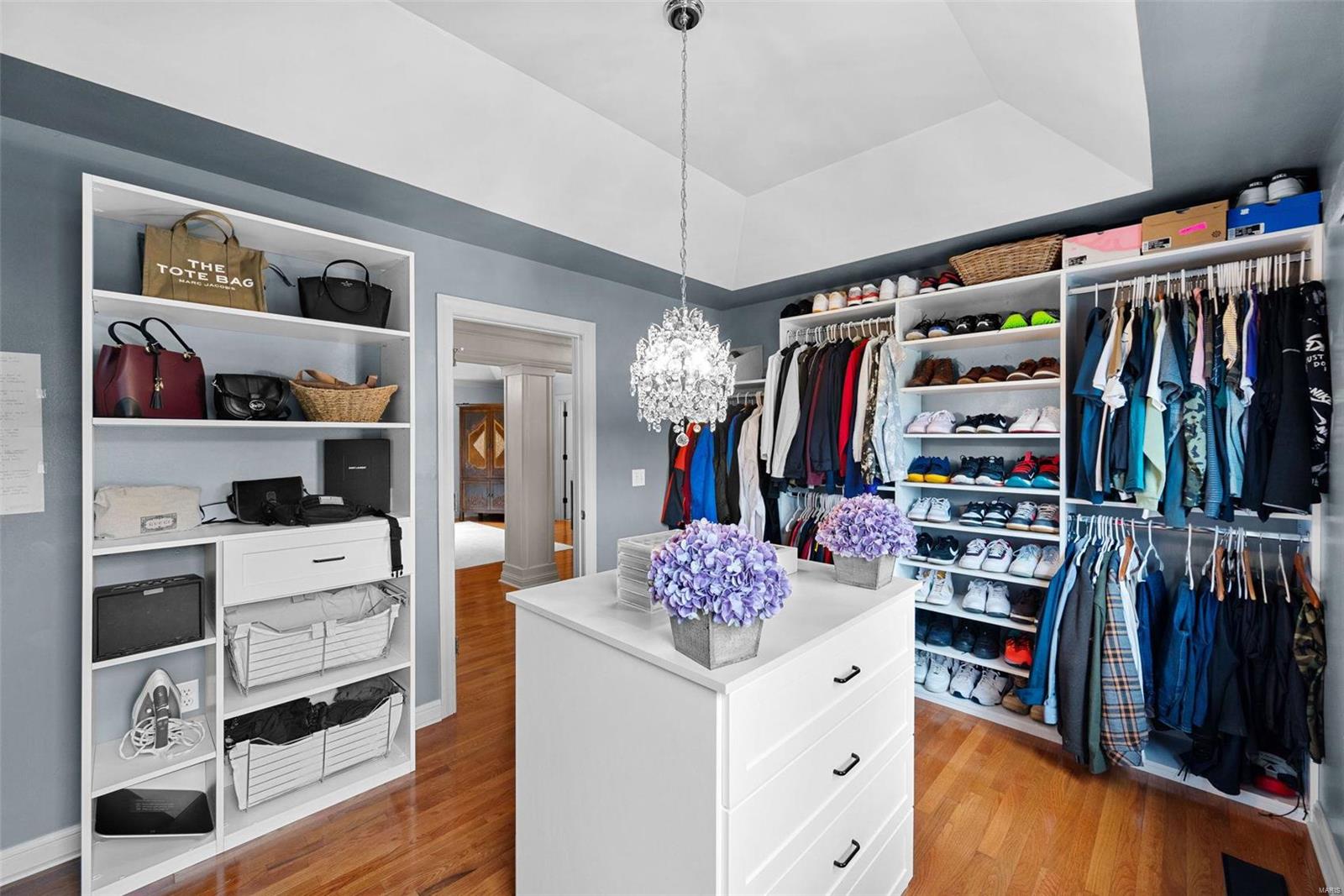 Wildwood, Missouri 63038, United States, 4 Bedrooms Bedrooms, ,4 BathroomsBathrooms,Residential,Pending,21179