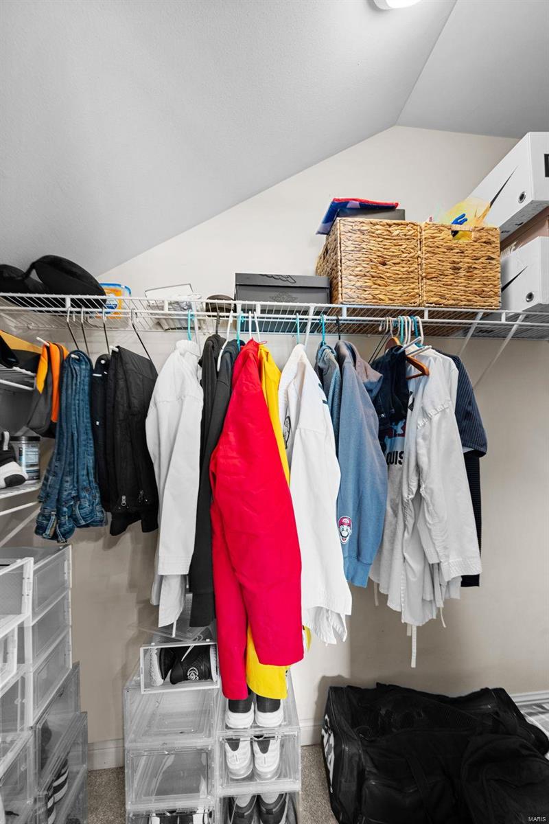 Wildwood, Missouri 63038, United States, 4 Bedrooms Bedrooms, ,4 BathroomsBathrooms,Residential,Pending,21179