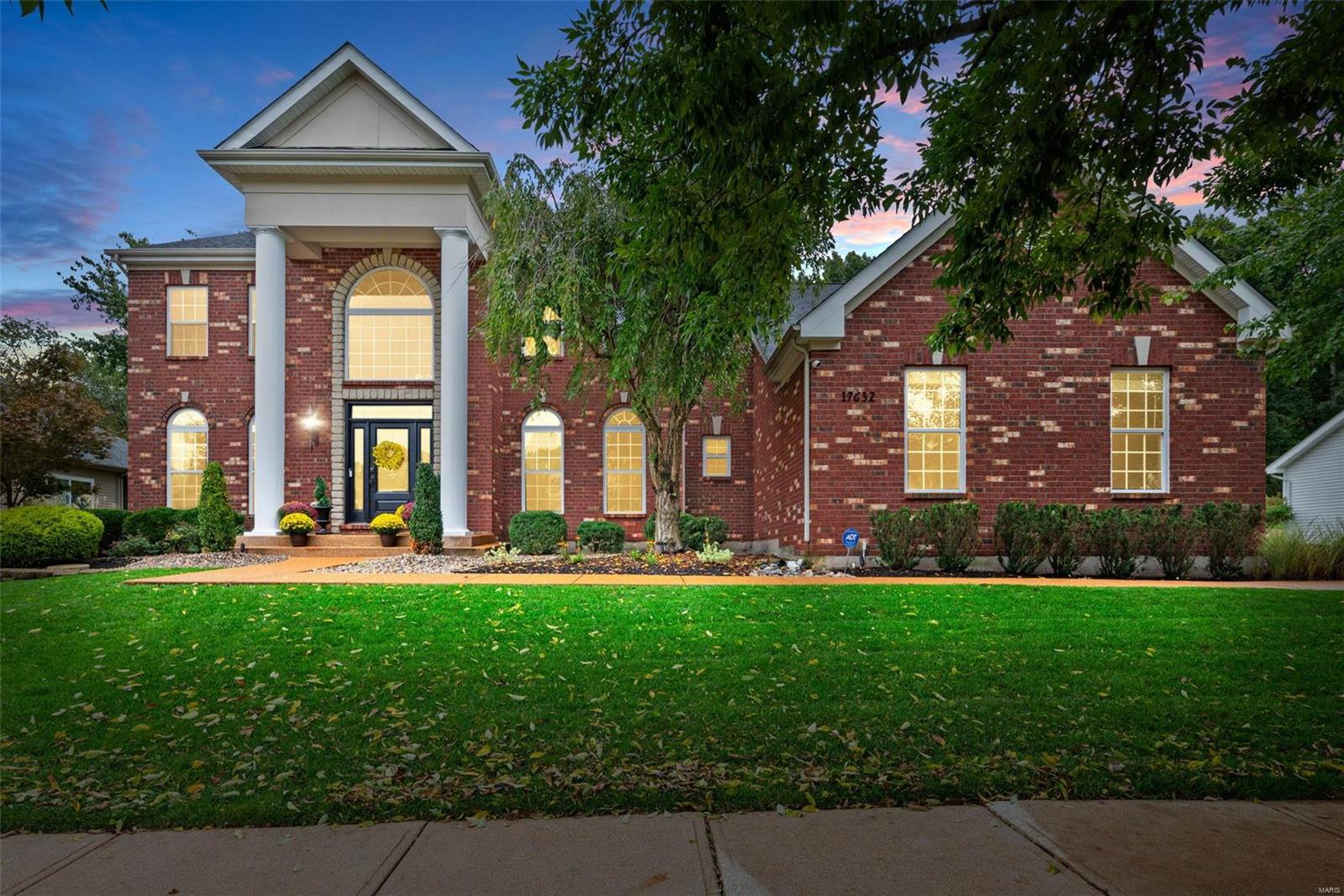 Wildwood, Missouri 63038, United States, 4 Bedrooms Bedrooms, ,4 BathroomsBathrooms,Residential,Pending,21179