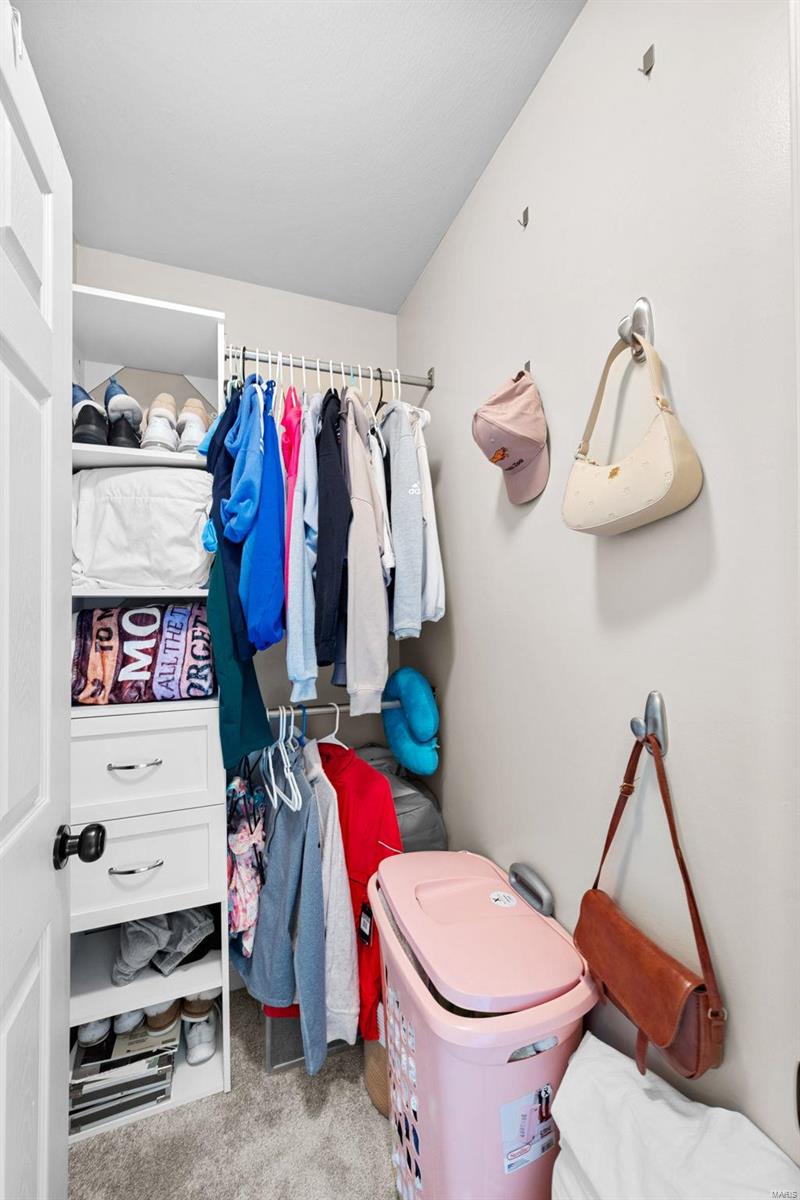 Wildwood, Missouri 63038, United States, 4 Bedrooms Bedrooms, ,4 BathroomsBathrooms,Residential,Pending,21179