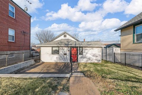 MLS: 25014175