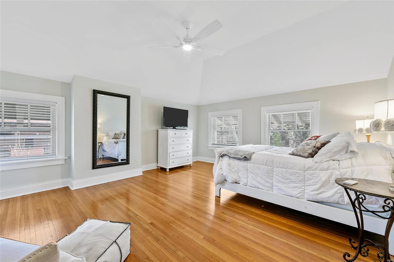 Kingsbury Terrace Add - Residential