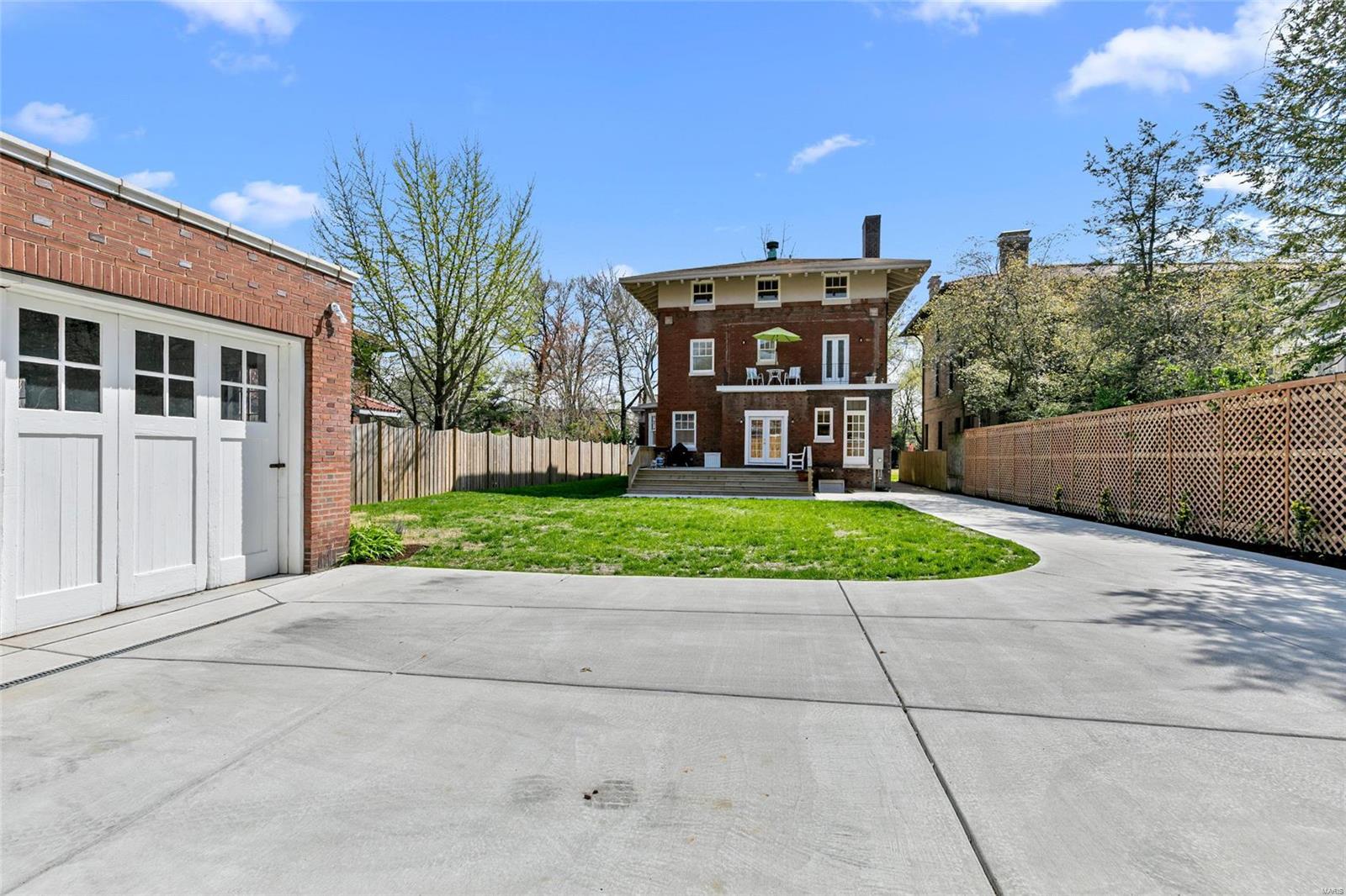 Kingsbury Terrace Add - Residential