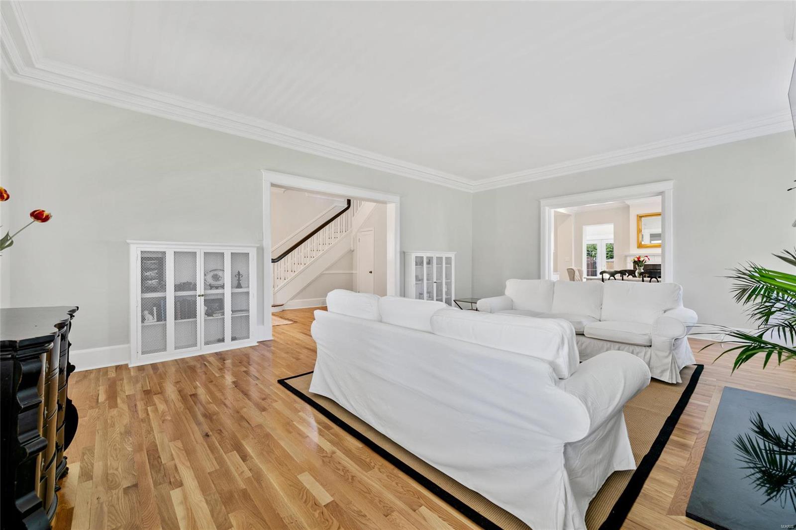 Kingsbury Terrace Add - Residential