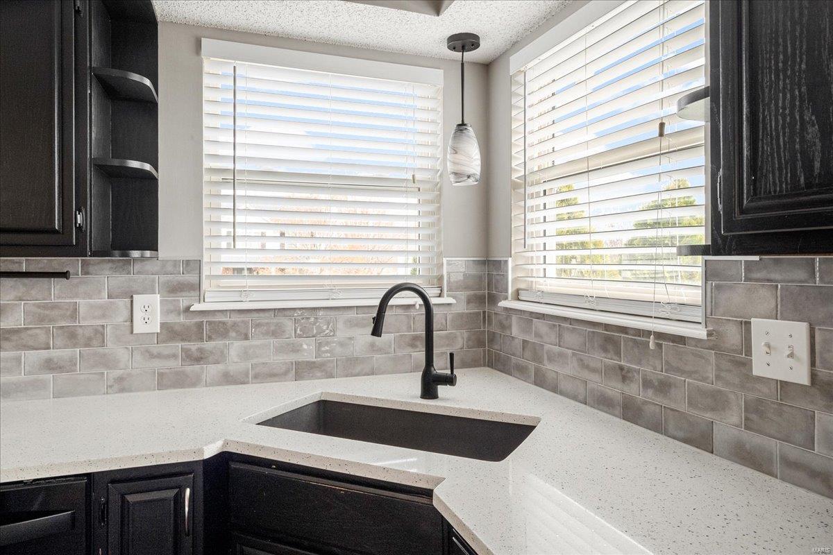 St Charles, Missouri 63304, United States, 4 Bedrooms Bedrooms, ,3 BathroomsBathrooms,Residential,Coming Soon,94763