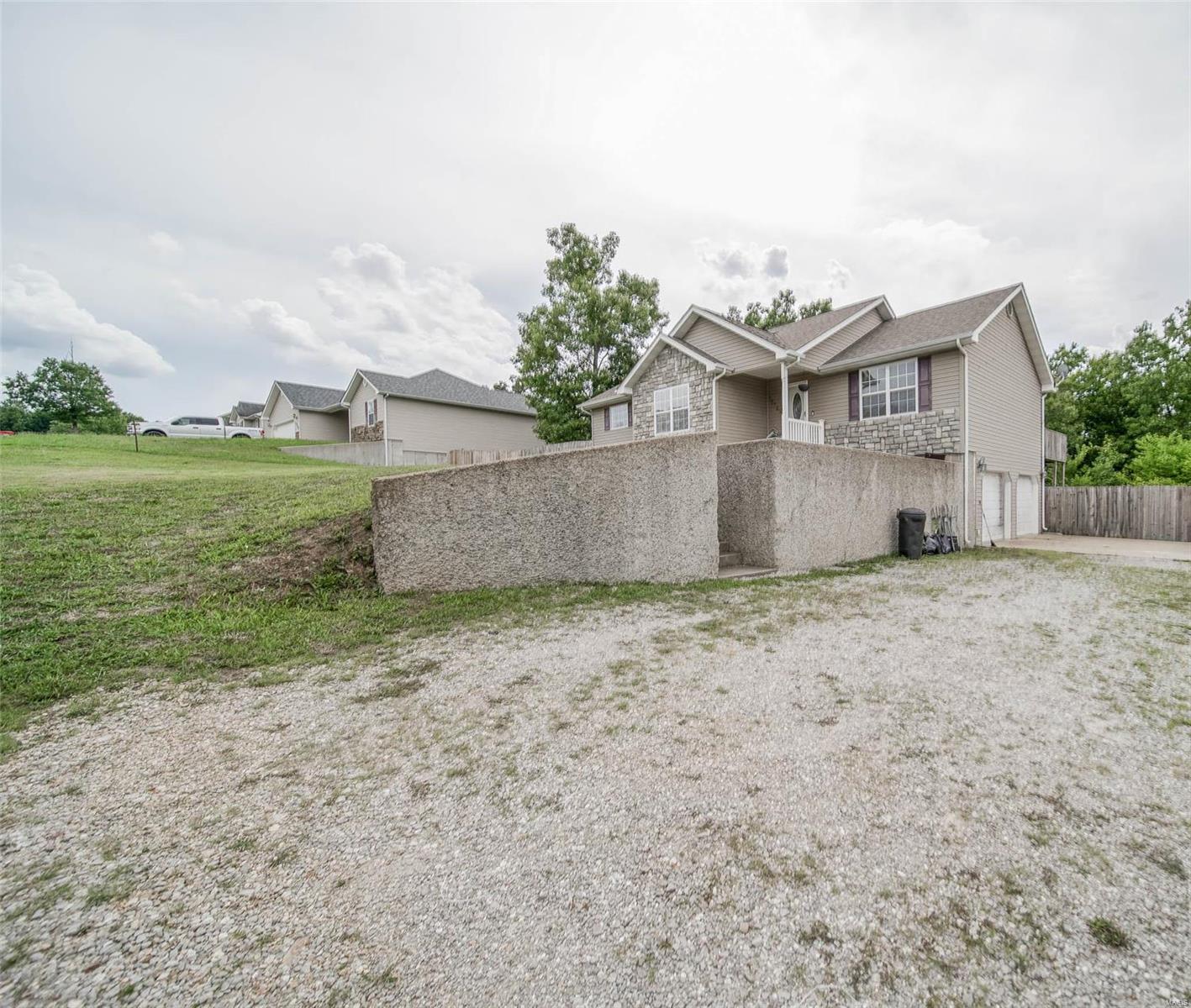 Thousand Hills - Residential