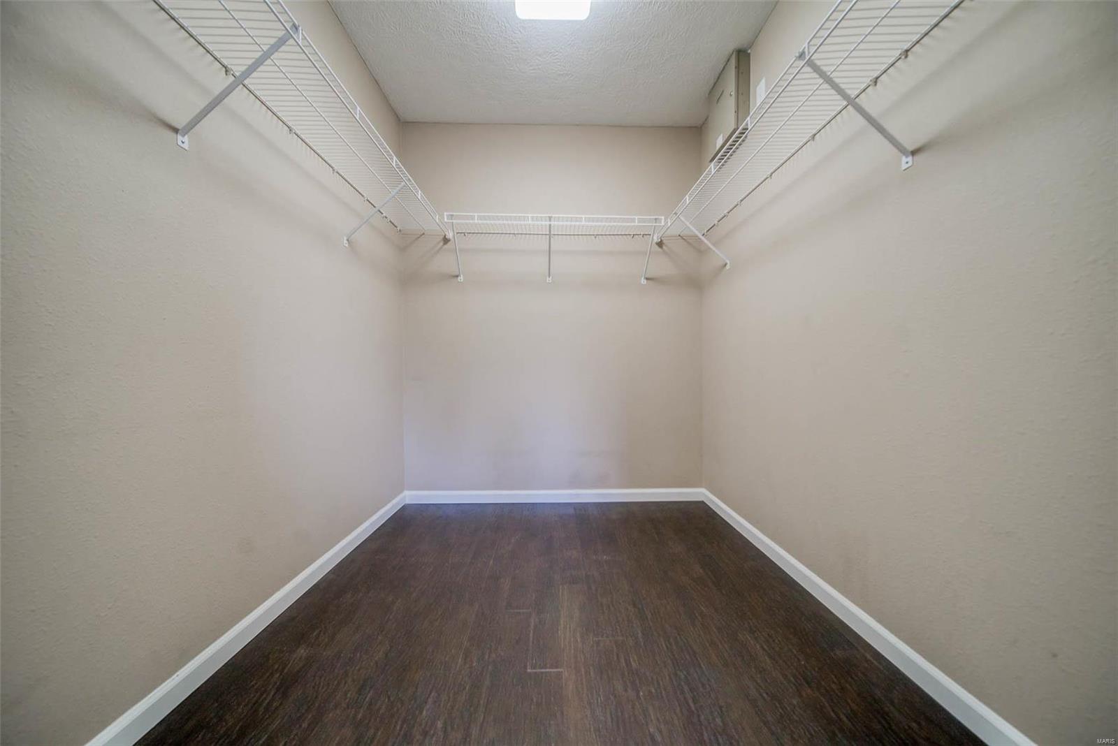 Thousand Hills - Residential