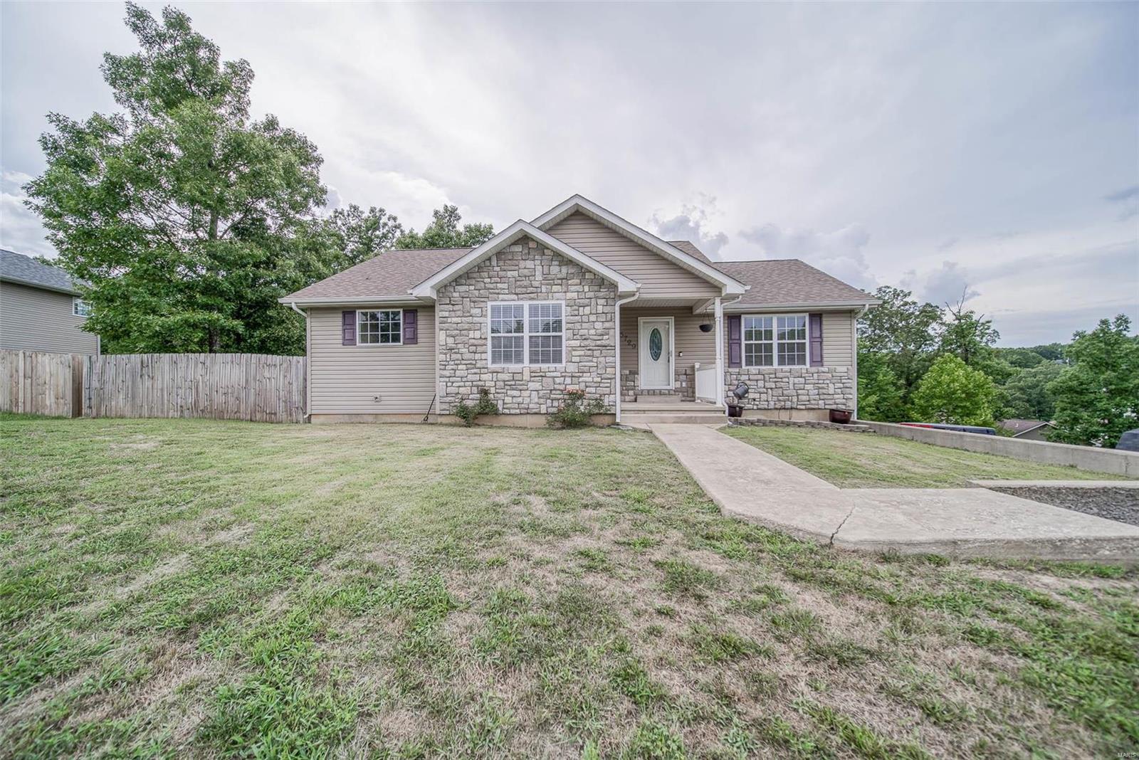 Thousand Hills - Residential