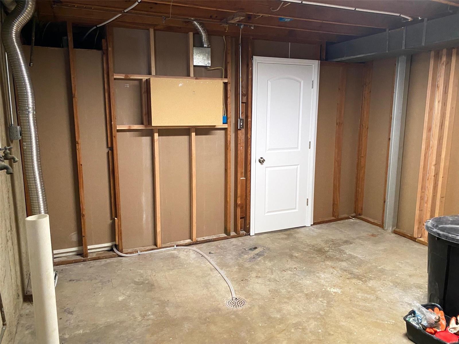 Manchester Hills - Residential Lease