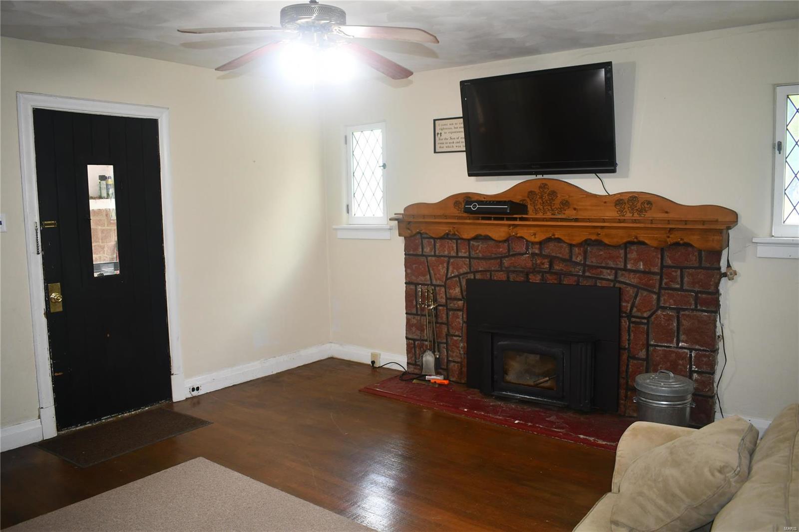 Farmington, Missouri 63640, United States, 2 Bedrooms Bedrooms, ,2 BathroomsBathrooms,Residential,Pending,56657