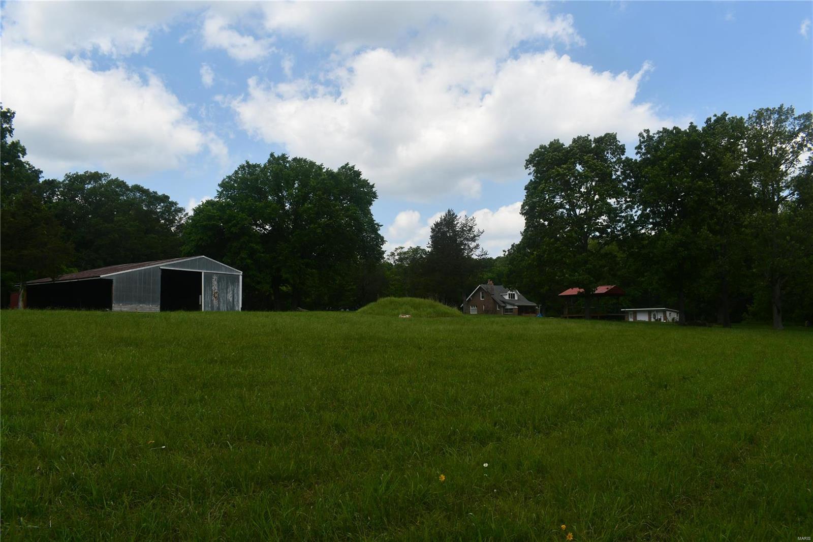 Farmington, Missouri 63640, United States, 2 Bedrooms Bedrooms, ,2 BathroomsBathrooms,Residential,Pending,56657