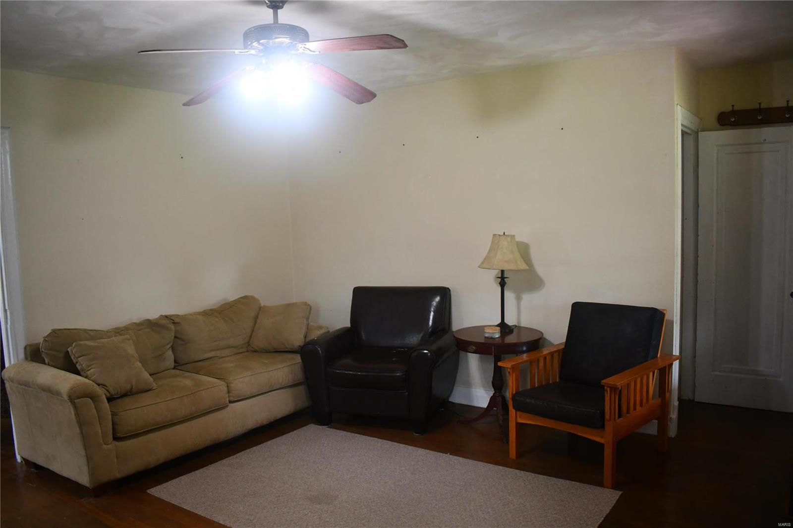 Farmington, Missouri 63640, United States, 2 Bedrooms Bedrooms, ,2 BathroomsBathrooms,Residential,Pending,56657