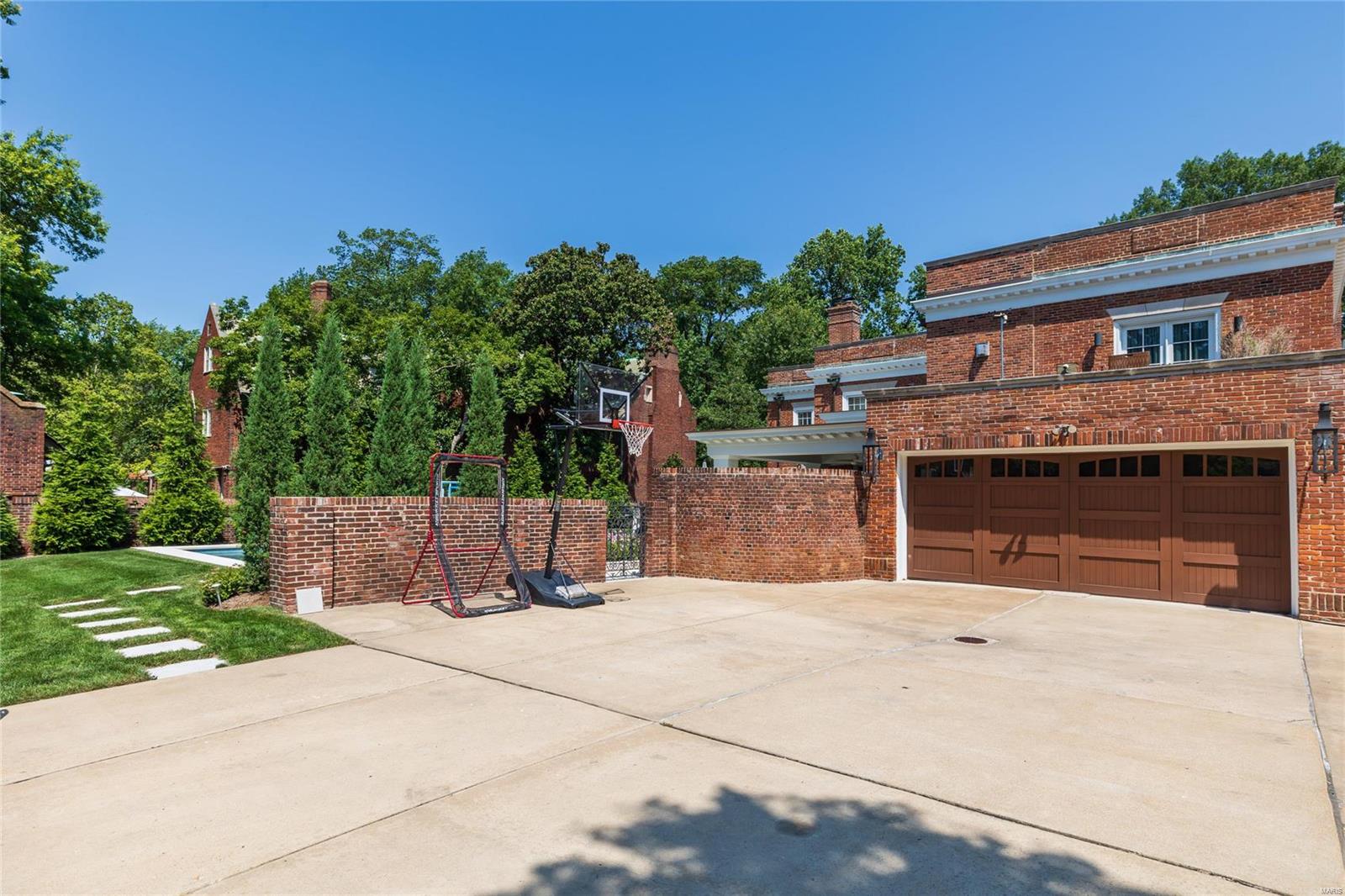 Forest park add - Residential