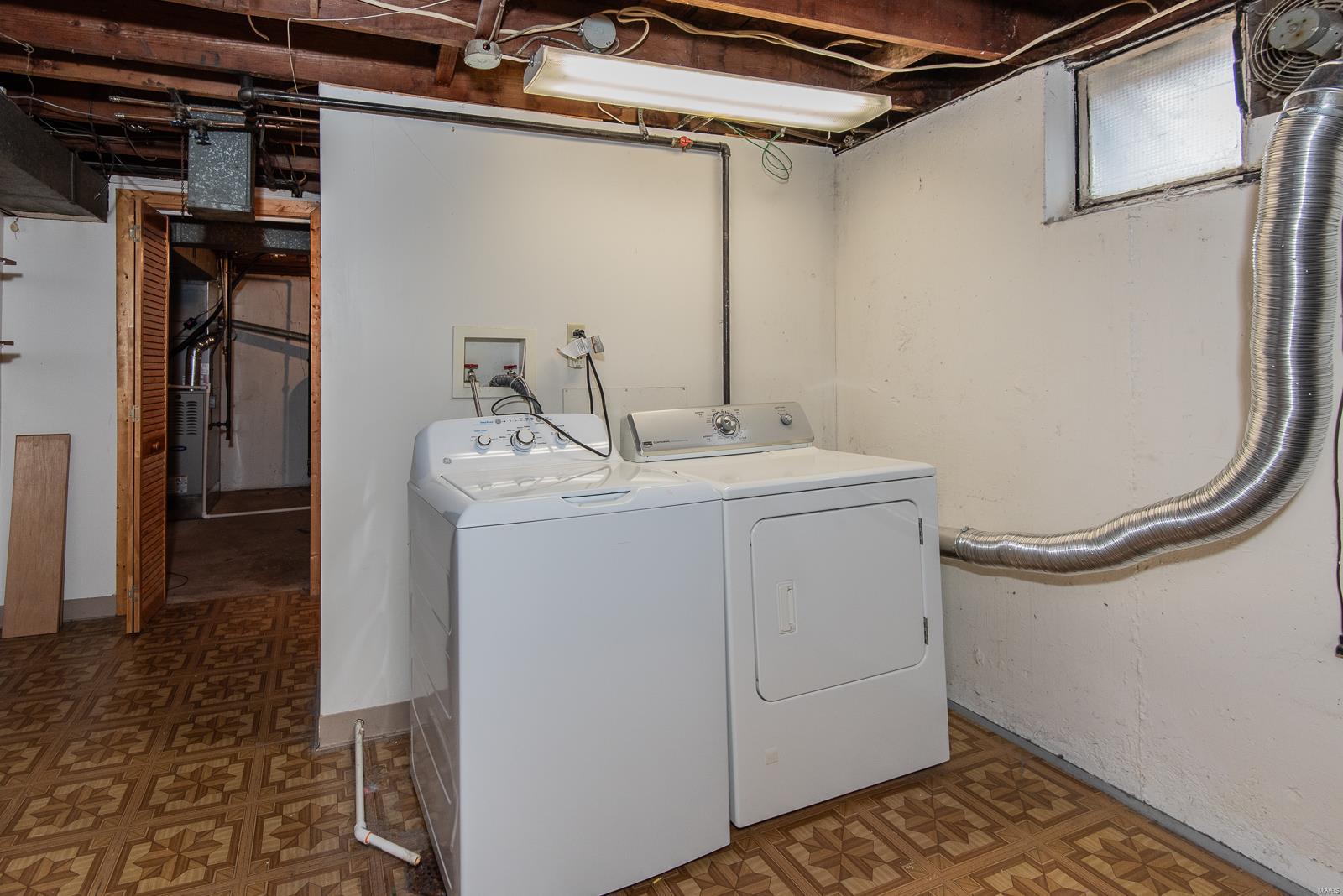 St Louis, Missouri 63125, United States, 2 Bedrooms Bedrooms, ,2 BathroomsBathrooms,Residential,Pending,7578