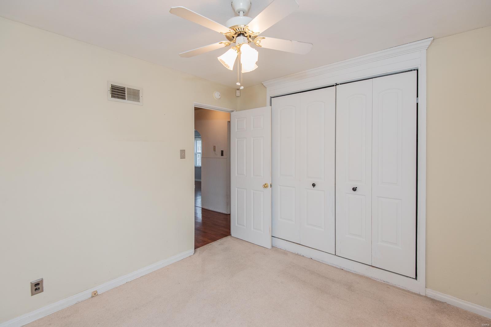 St Louis, Missouri 63125, United States, 2 Bedrooms Bedrooms, ,2 BathroomsBathrooms,Residential,Pending,7578