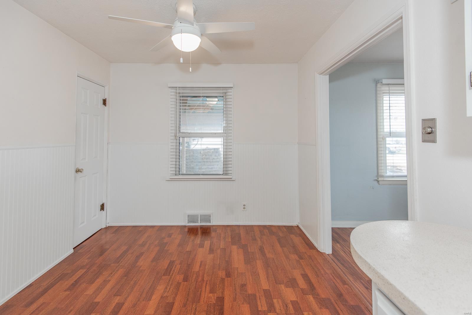 St Louis, Missouri 63125, United States, 2 Bedrooms Bedrooms, ,2 BathroomsBathrooms,Residential,Pending,7578