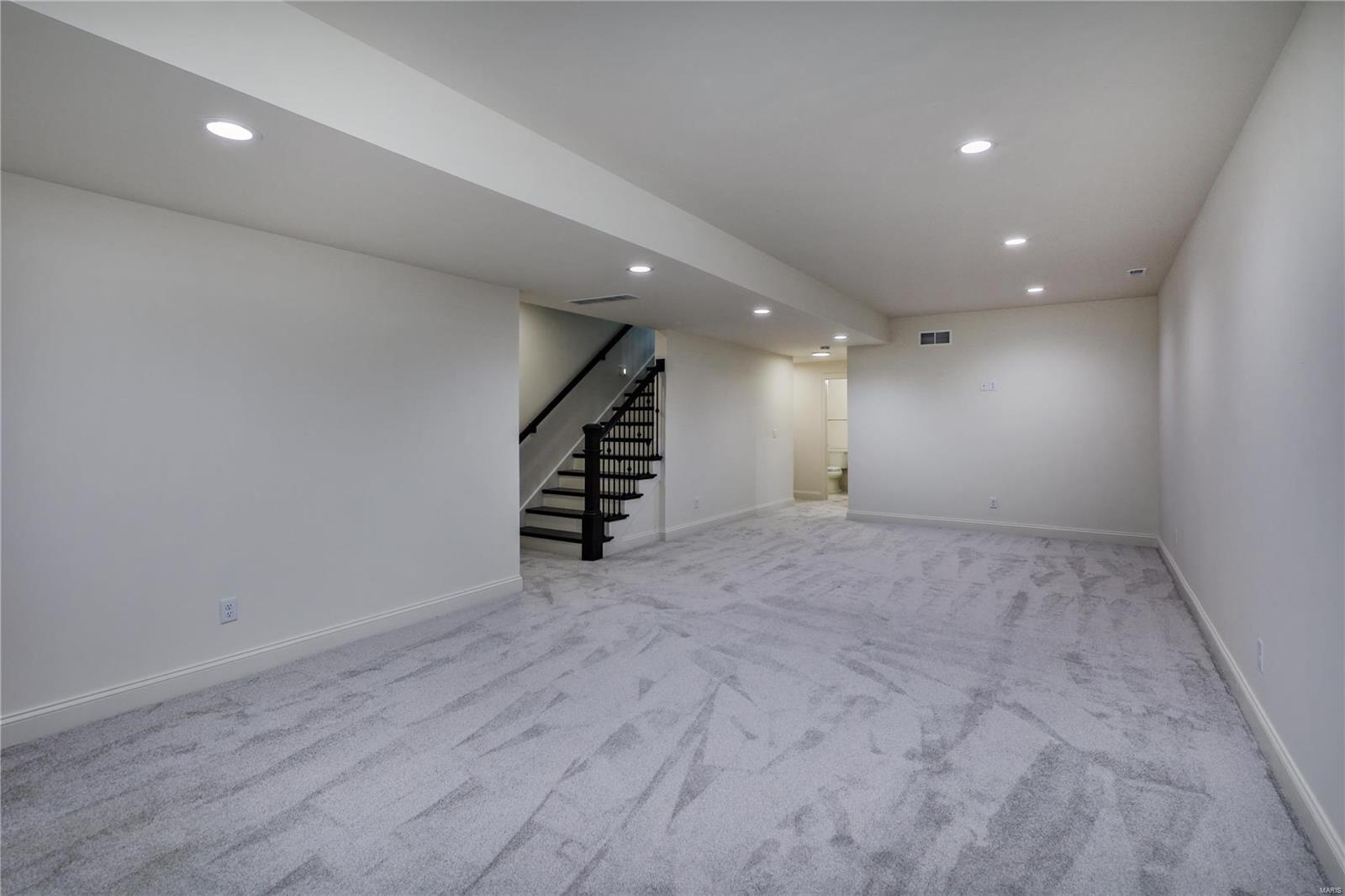 Birdie Lane - Residential