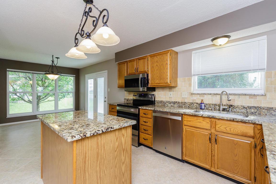 Monticello Manor - Residential Lease