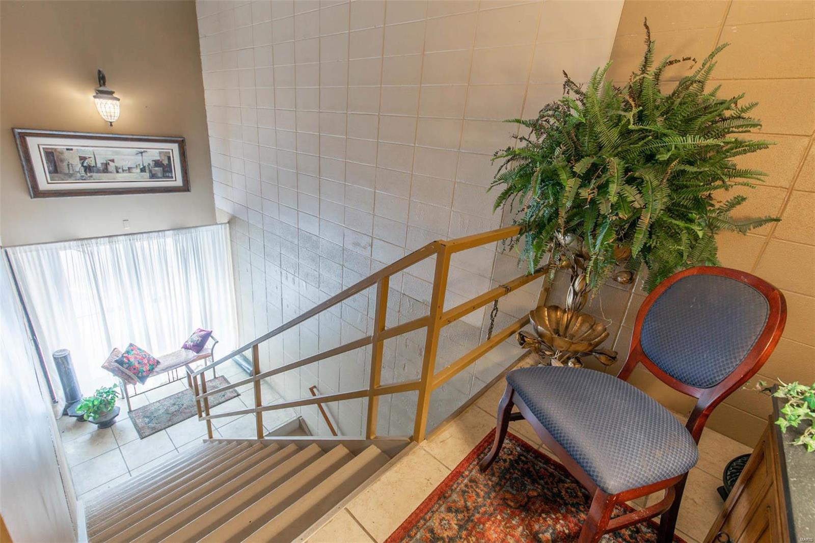 NON SUBDIVISION - Commercial Sale