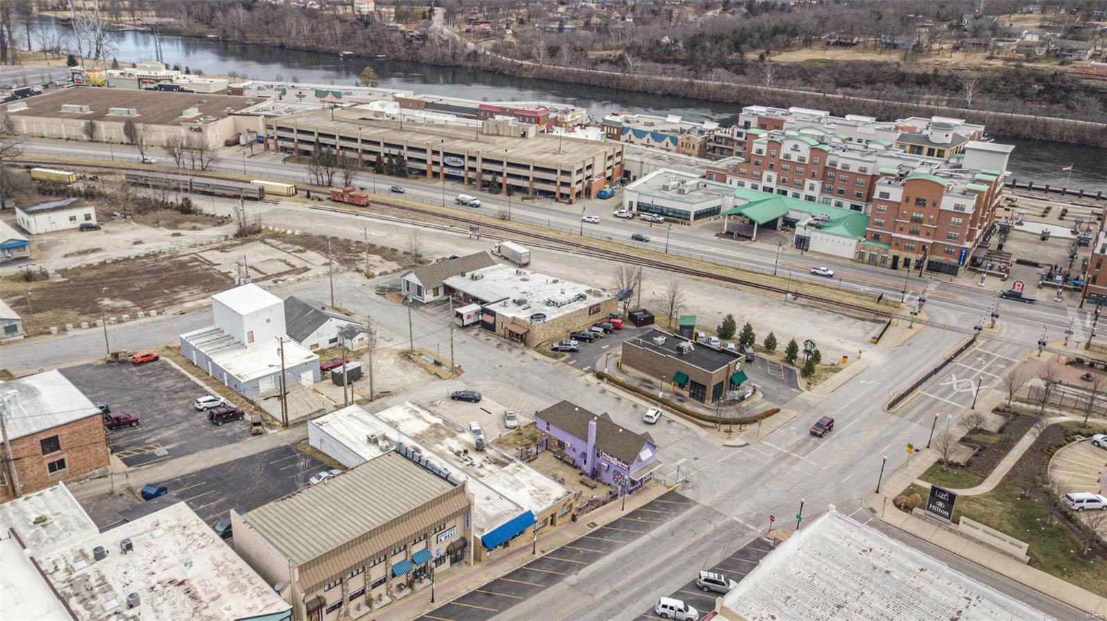 NON SUBDIVISION - Commercial Sale