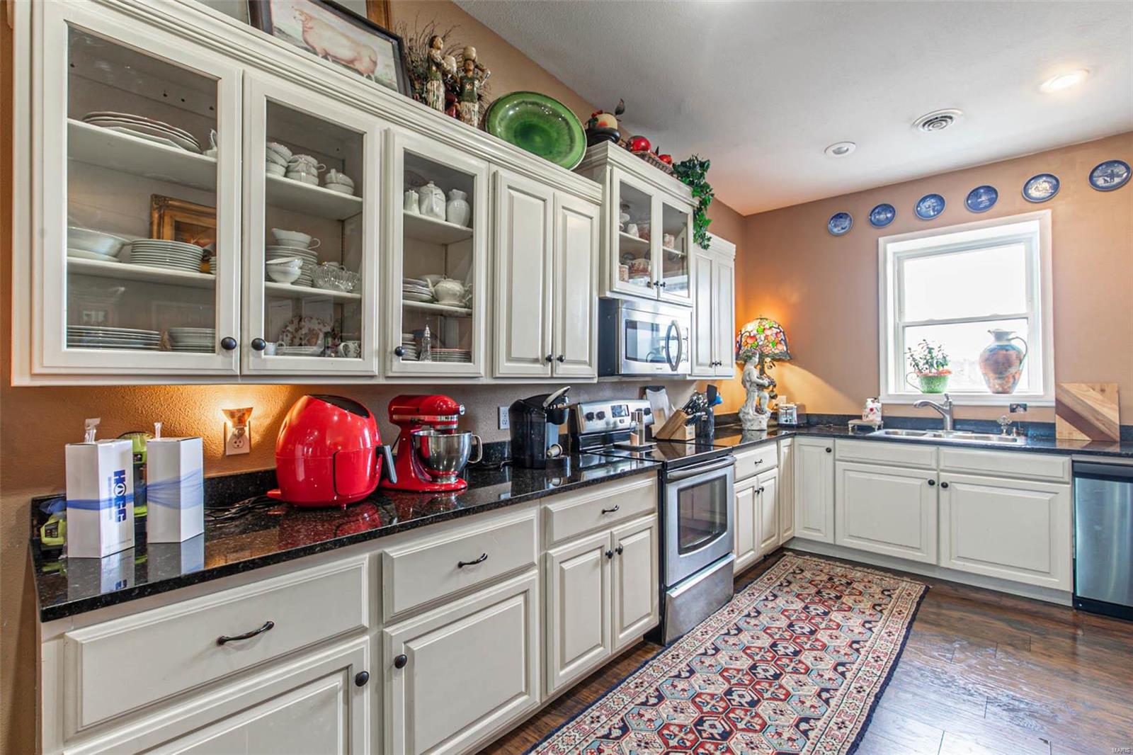 NON SUBDIVISION - Commercial Sale