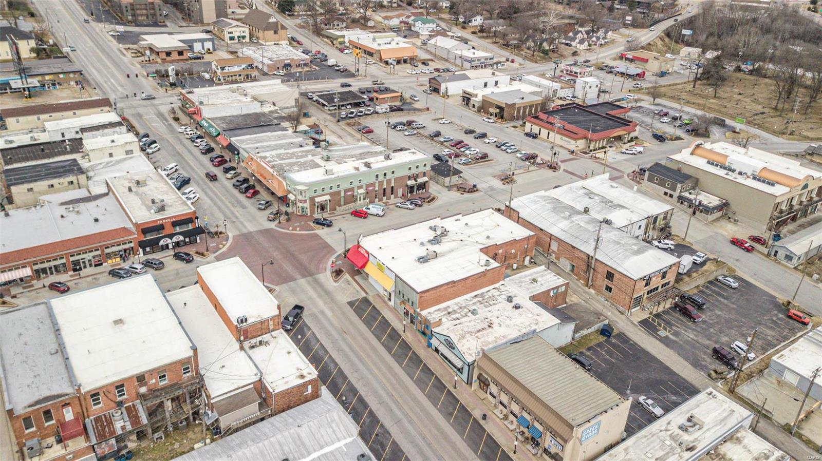 NON SUBDIVISION - Commercial Sale