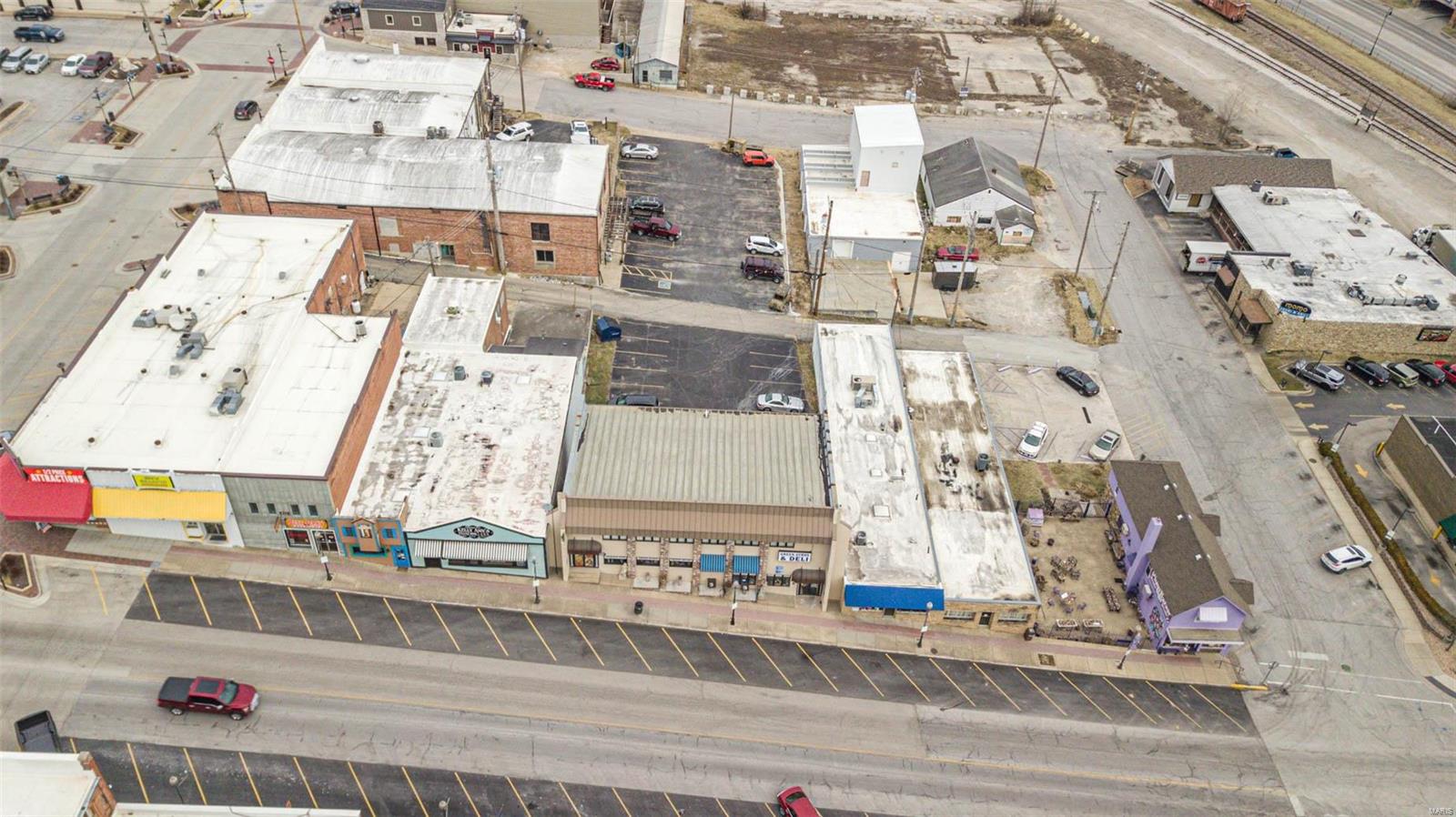 NON SUBDIVISION - Commercial Sale