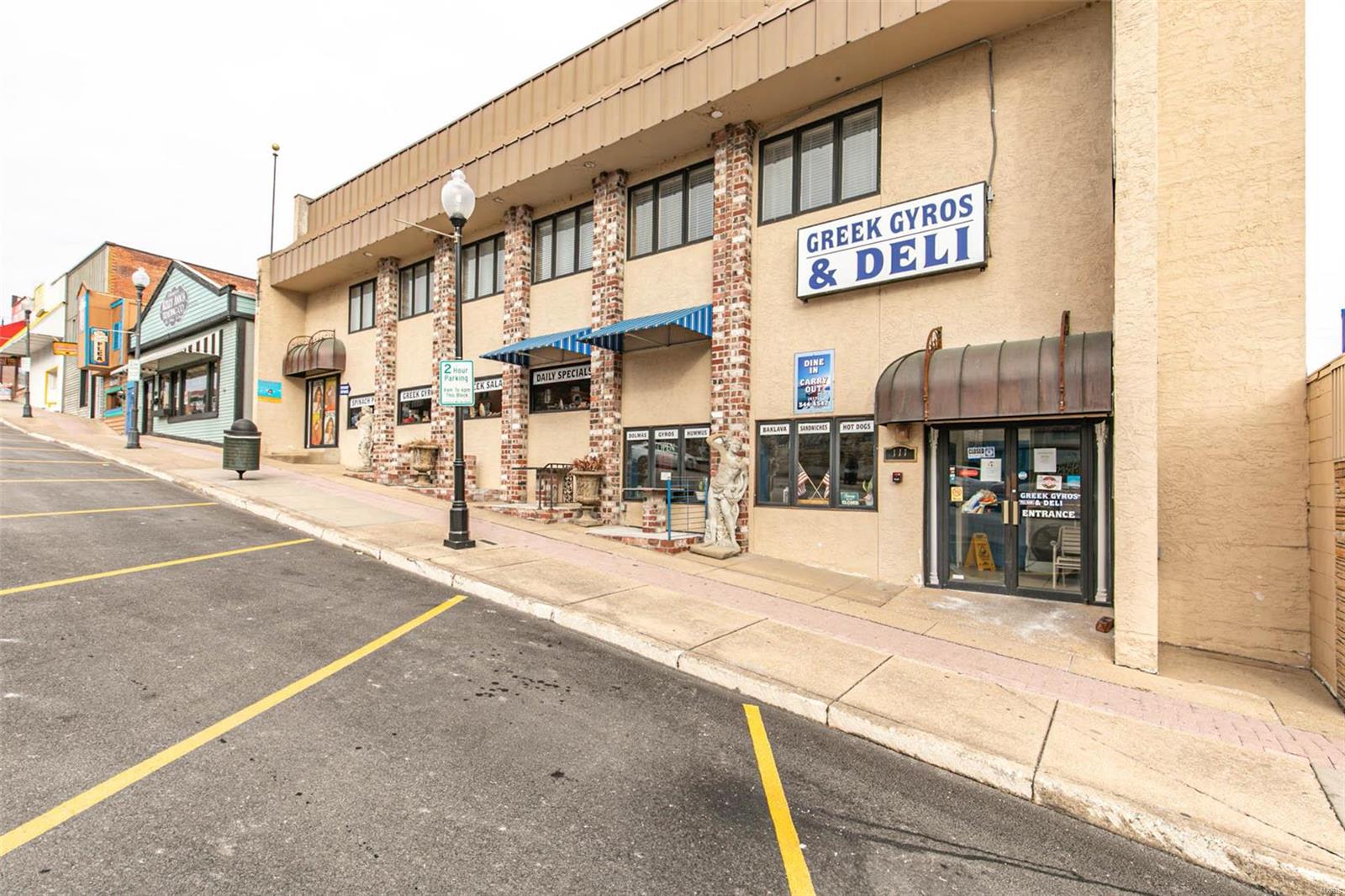 NON SUBDIVISION - Commercial Sale