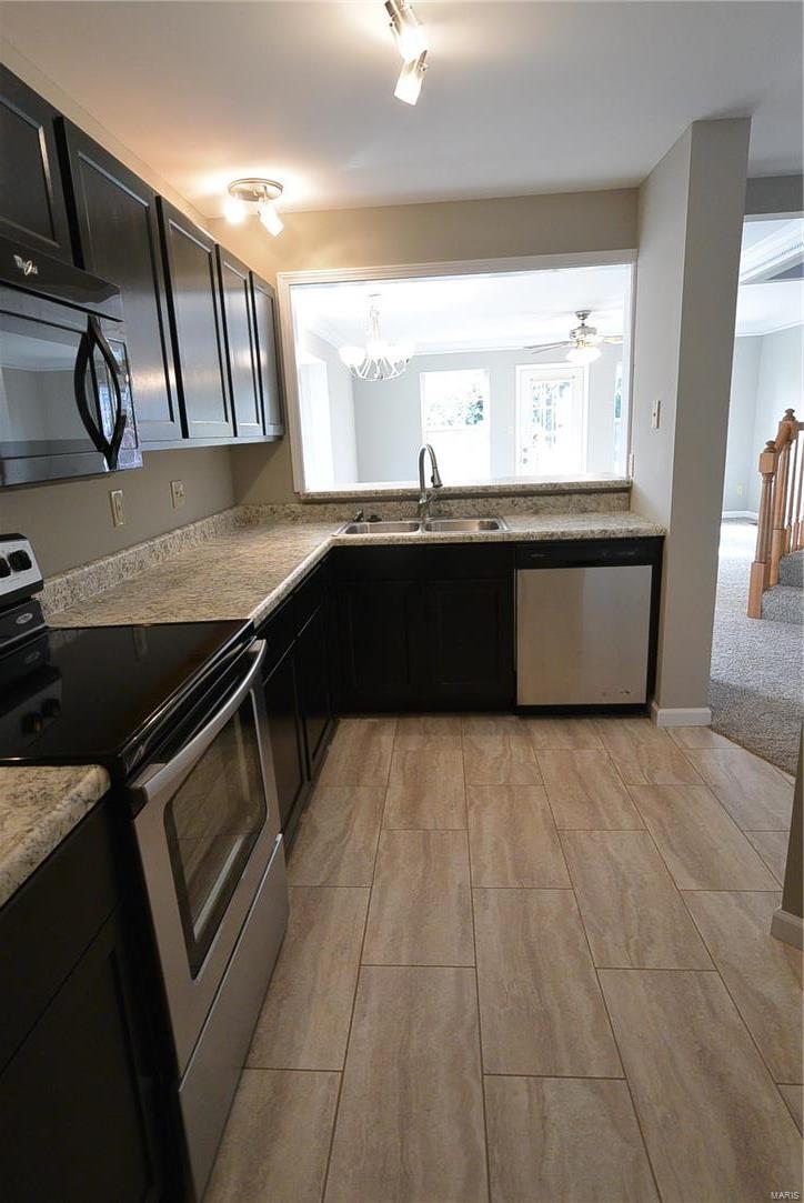Morningside Twnhs Condo Ph - Residential