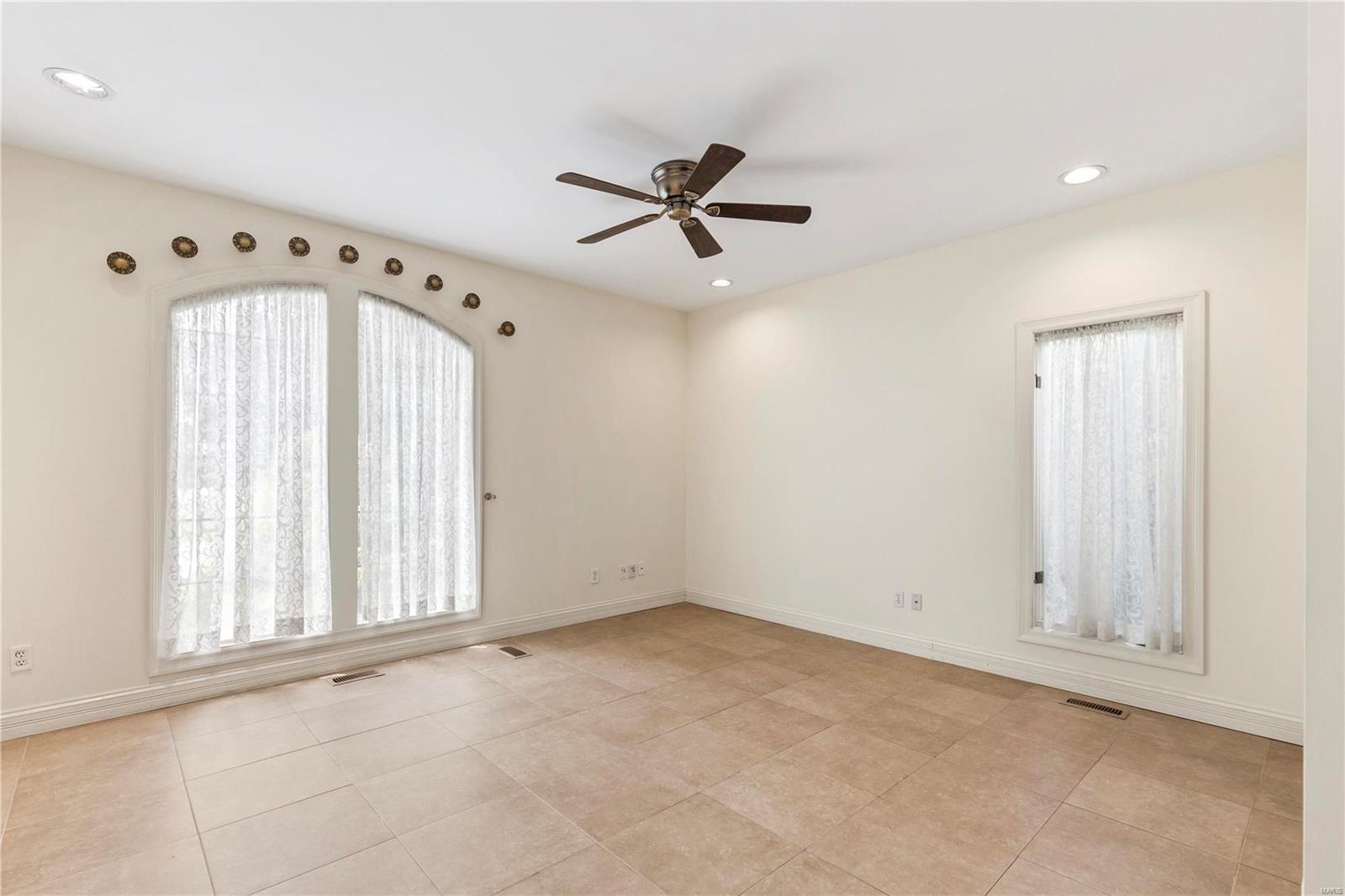 Wyndmoor - Residential