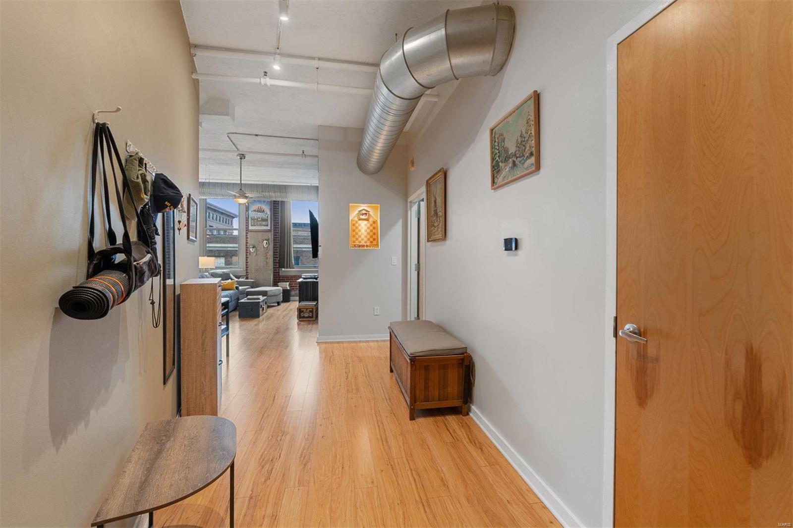 1627 Locust Street 402