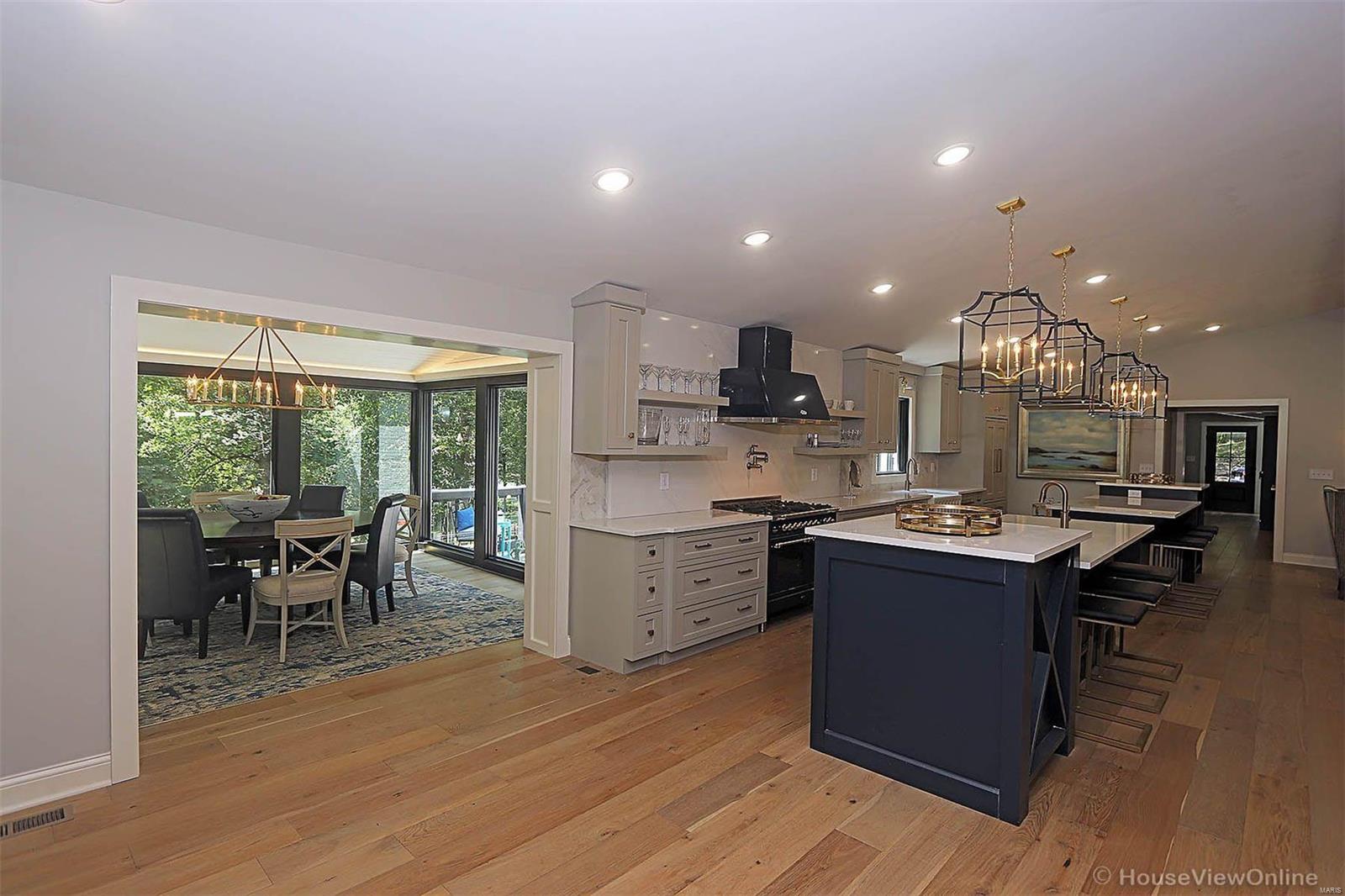 Chateau Oaks - Residential