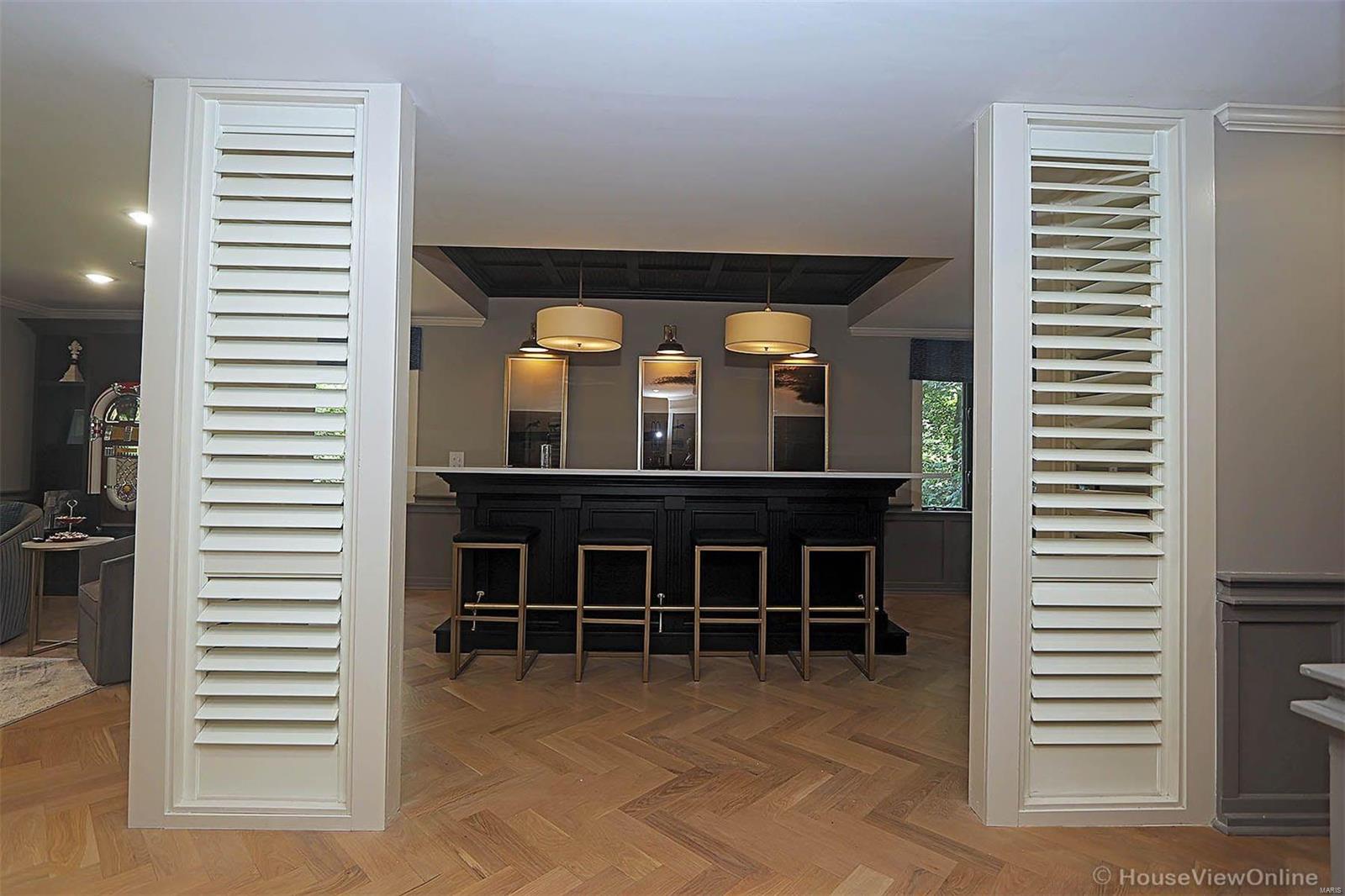 Chateau Oaks - Residential