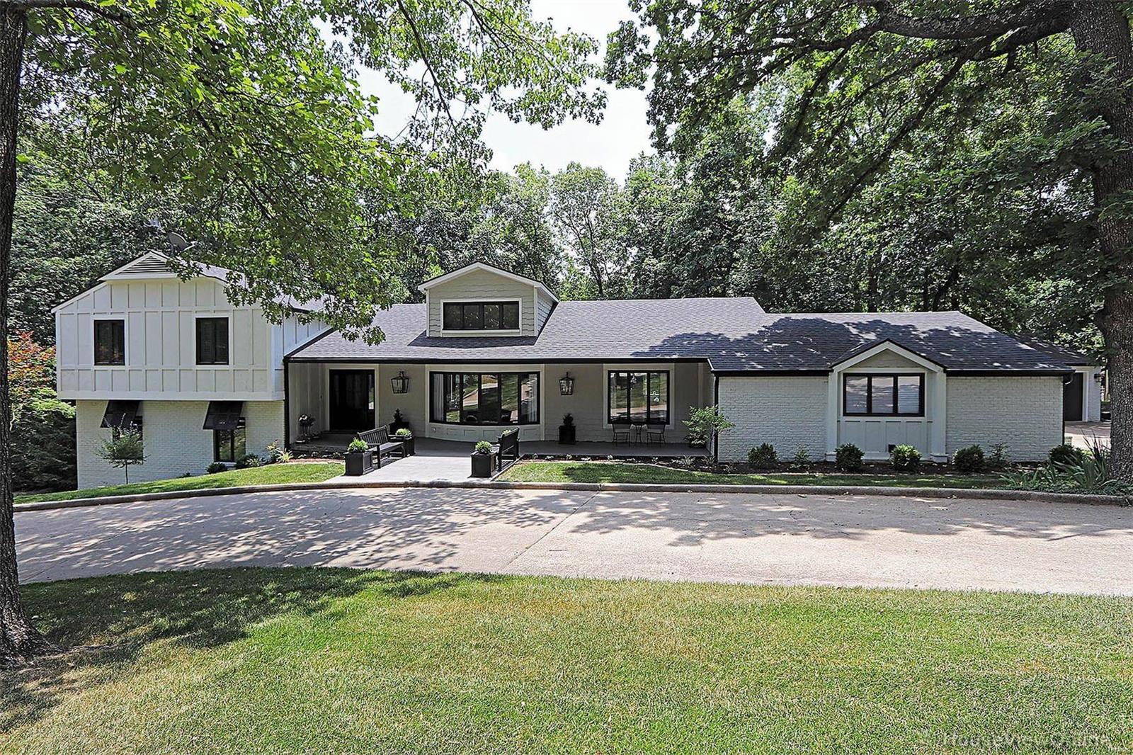Chateau Oaks - Residential