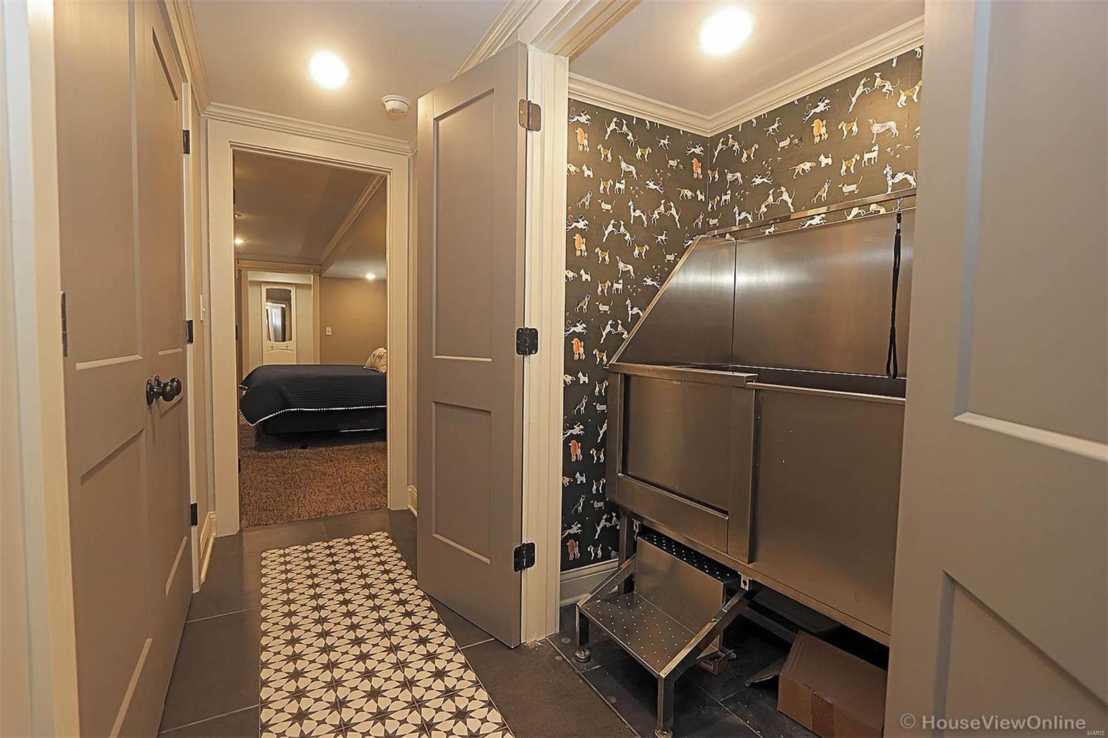 Chateau Oaks - Residential