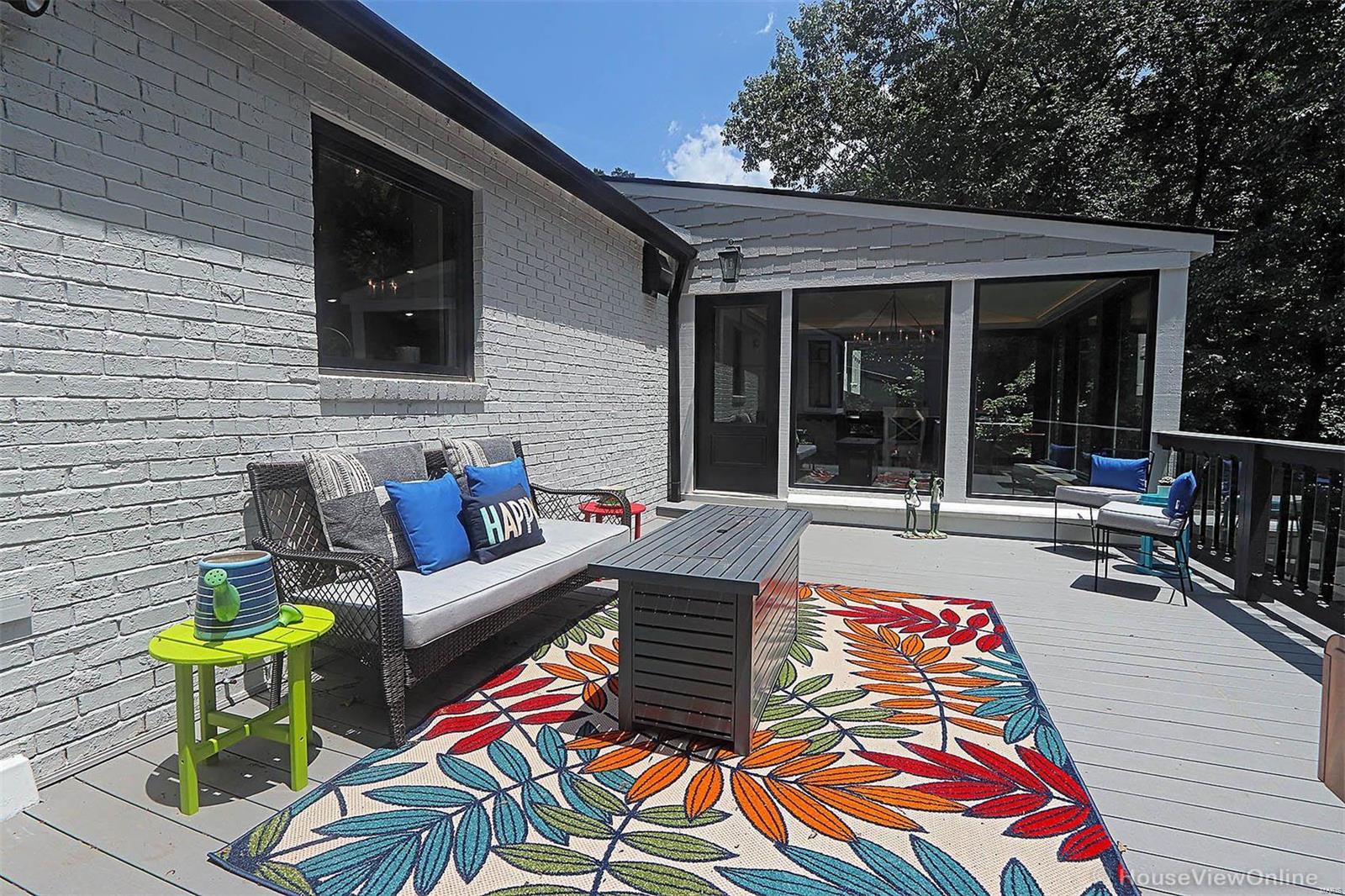 Chateau Oaks - Residential