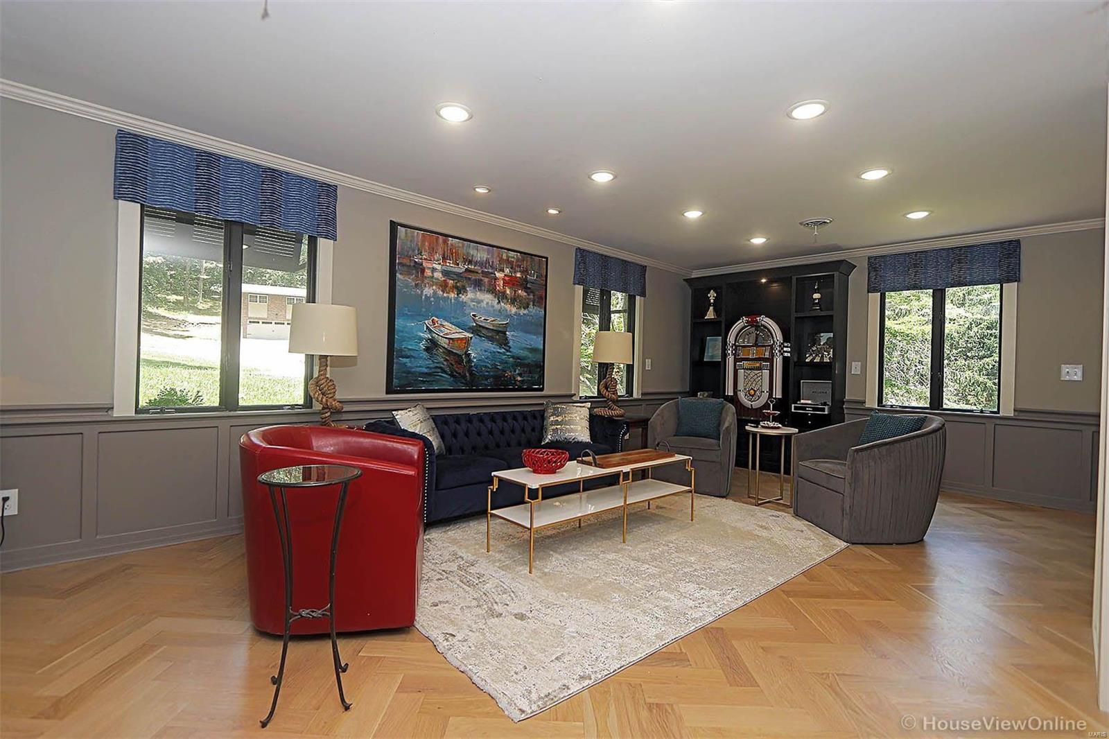 Chateau Oaks - Residential