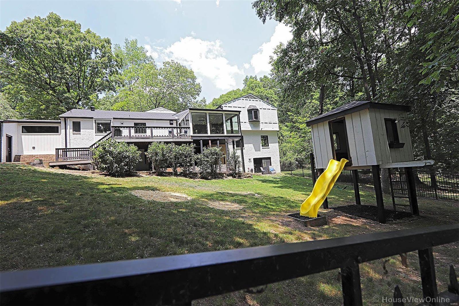 Chateau Oaks - Residential