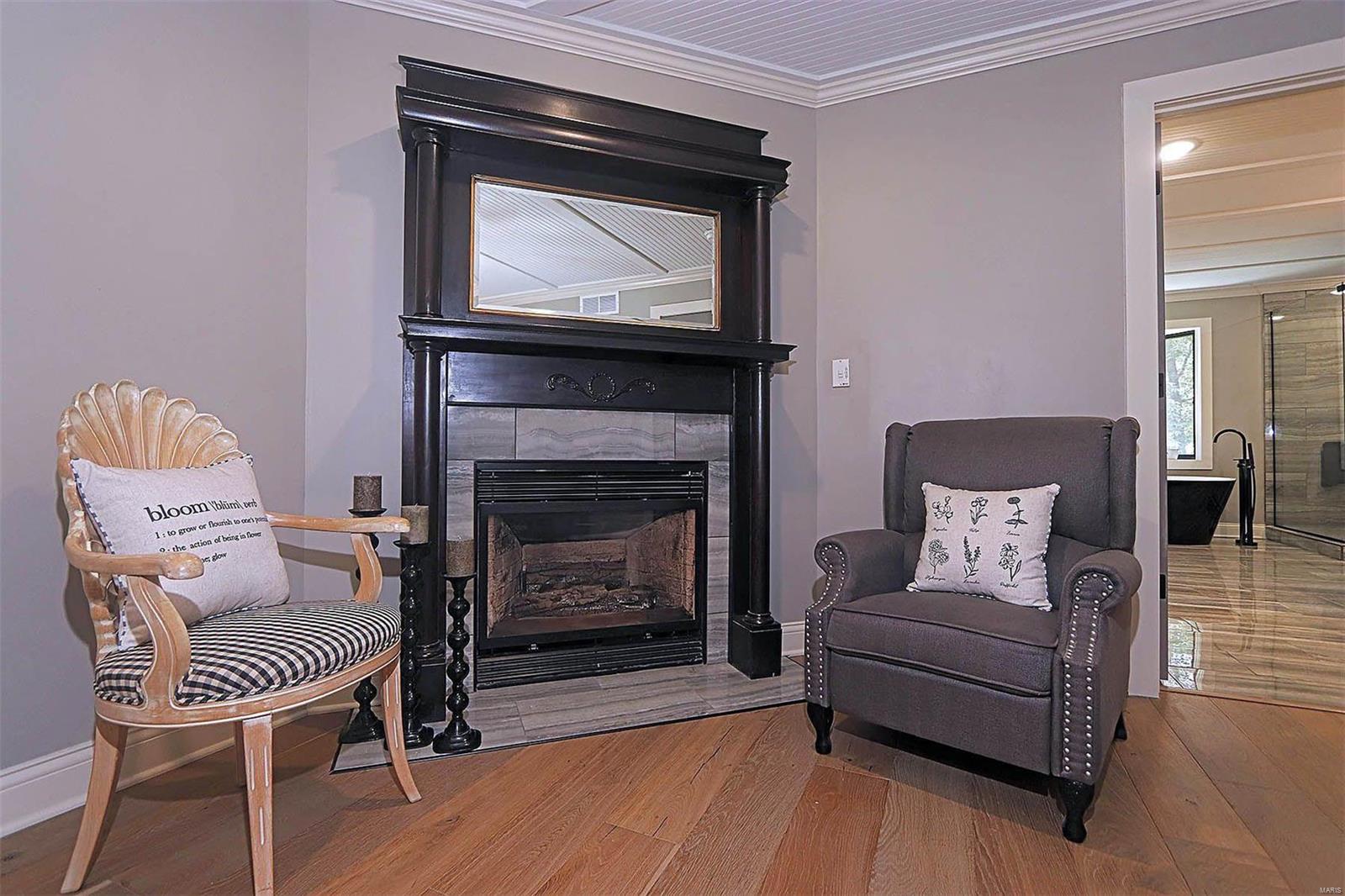 Chateau Oaks - Residential