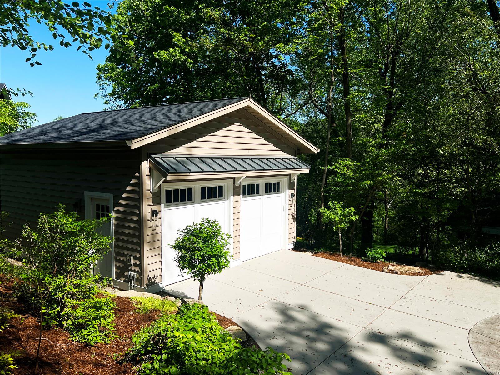 421 & 427 Emmerson Ave Consolidation - Residential