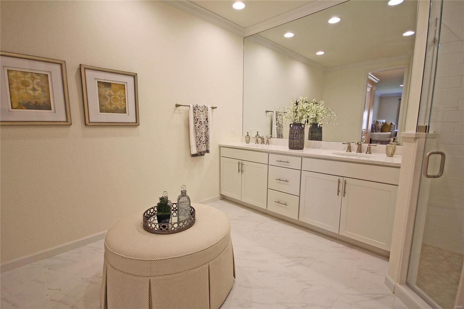 Arbors At Frontenac - Residential