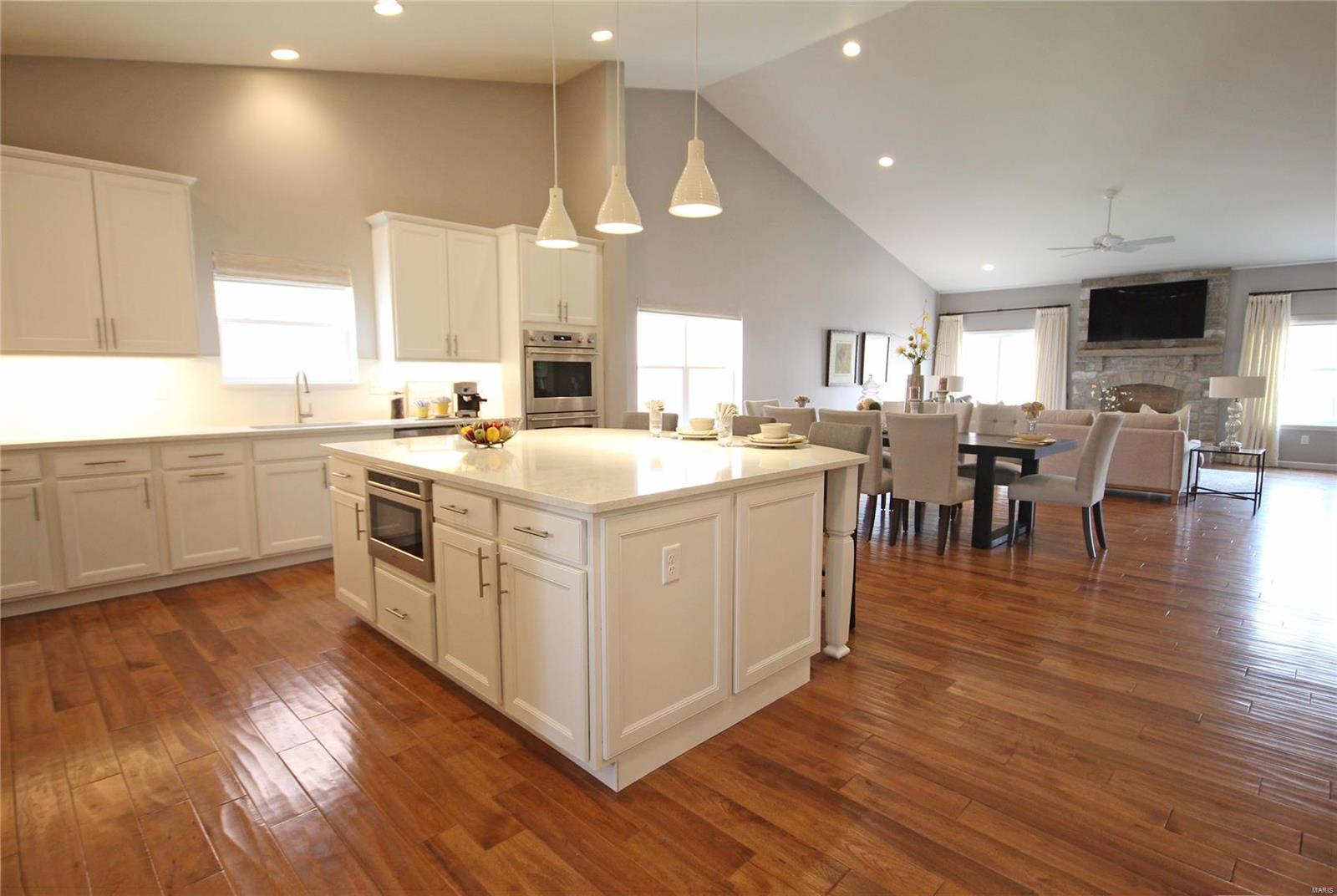 Arbors At Frontenac - Residential