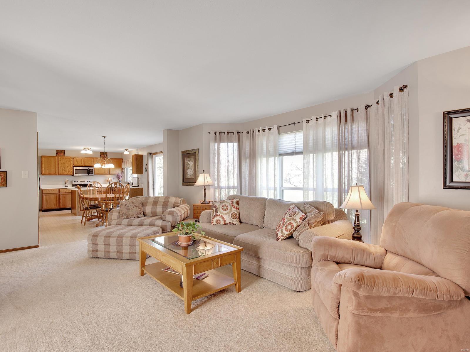 Twin Chimneys Village E Plum Grove - Residential